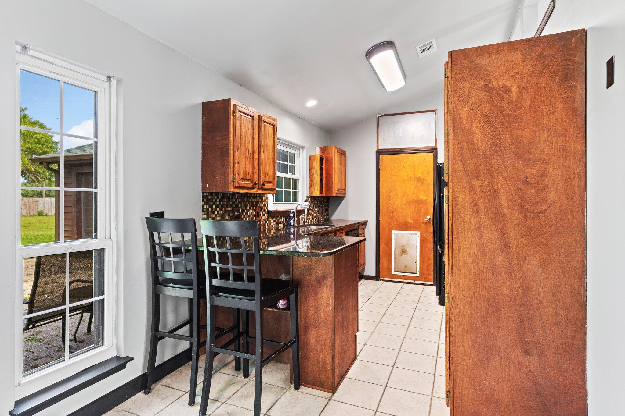 HOLLEY BY THE SEA - Residential