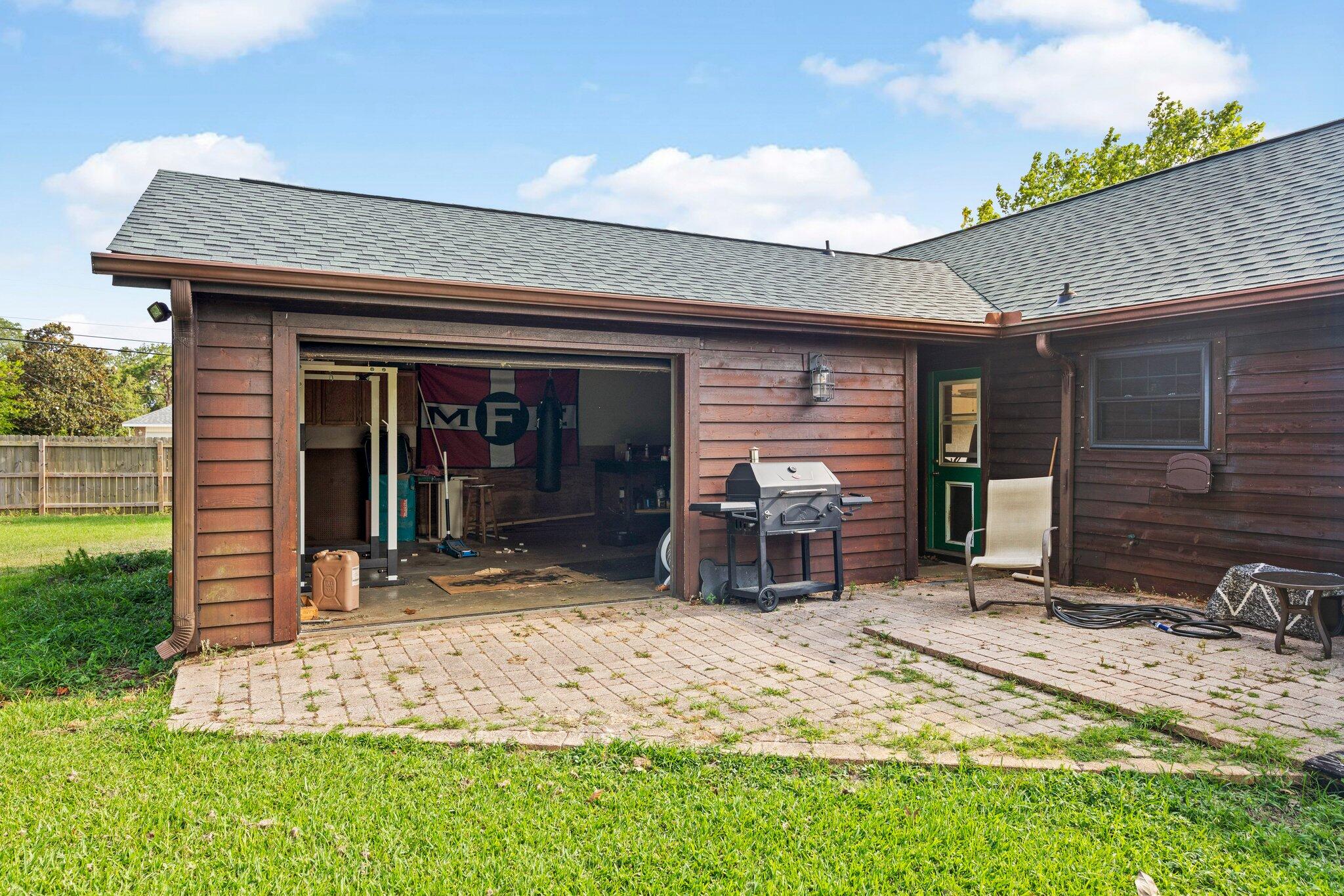 HOLLEY BY THE SEA - Residential