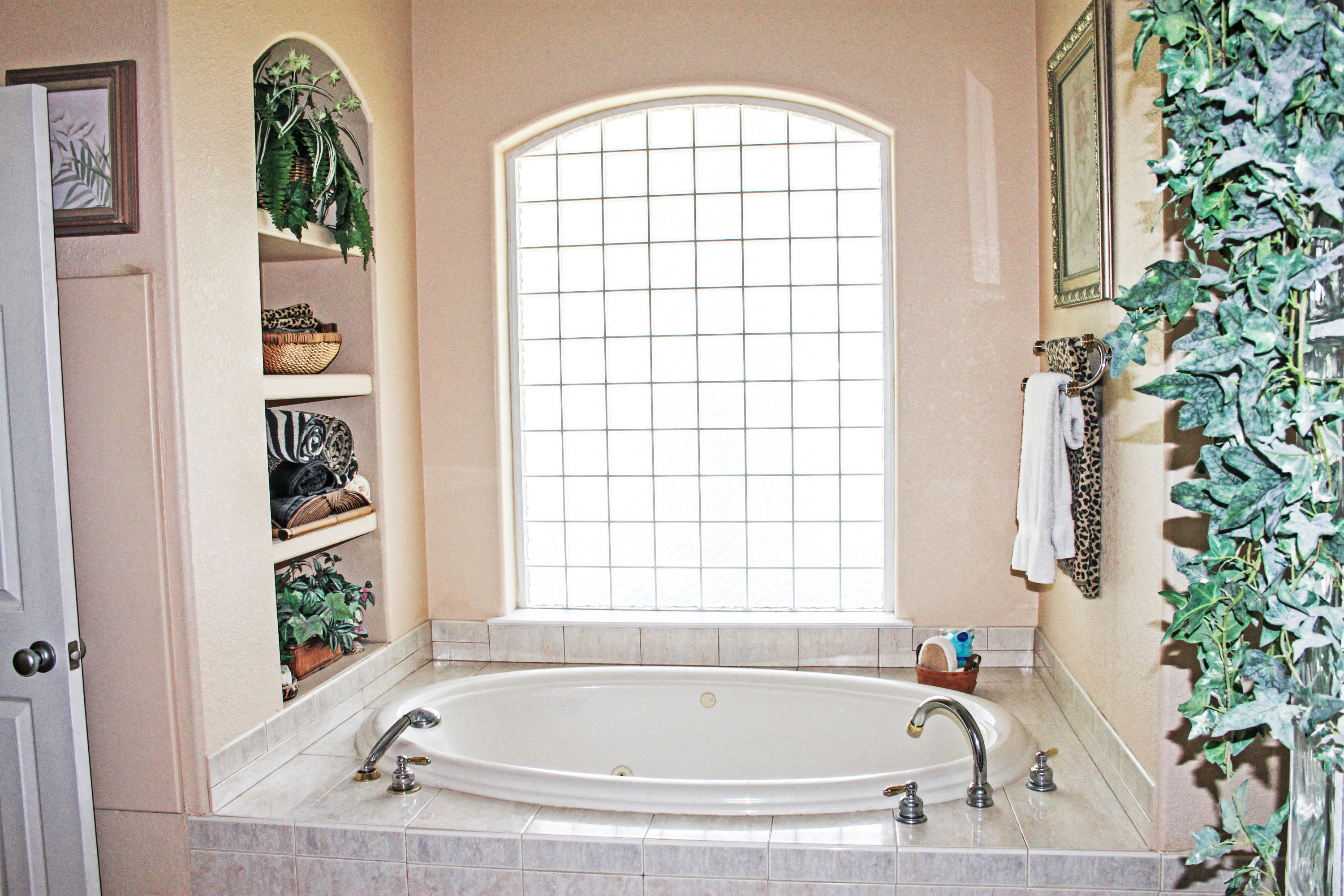 Pelican Bay - Residential