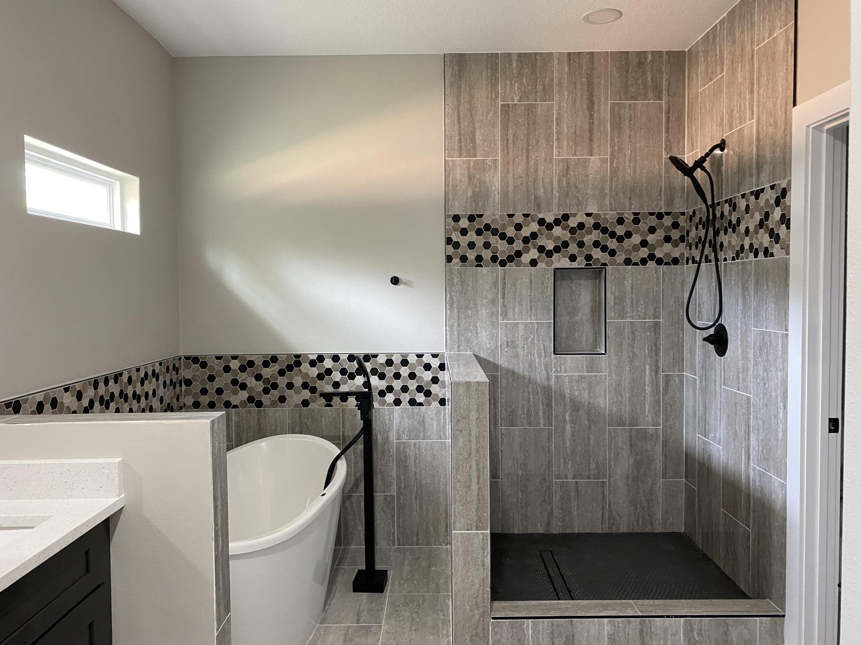 LAGRANGE SHORES - Residential