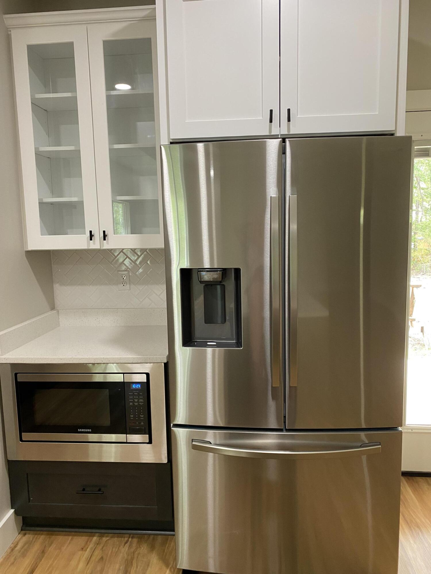 LAGRANGE SHORES - Residential