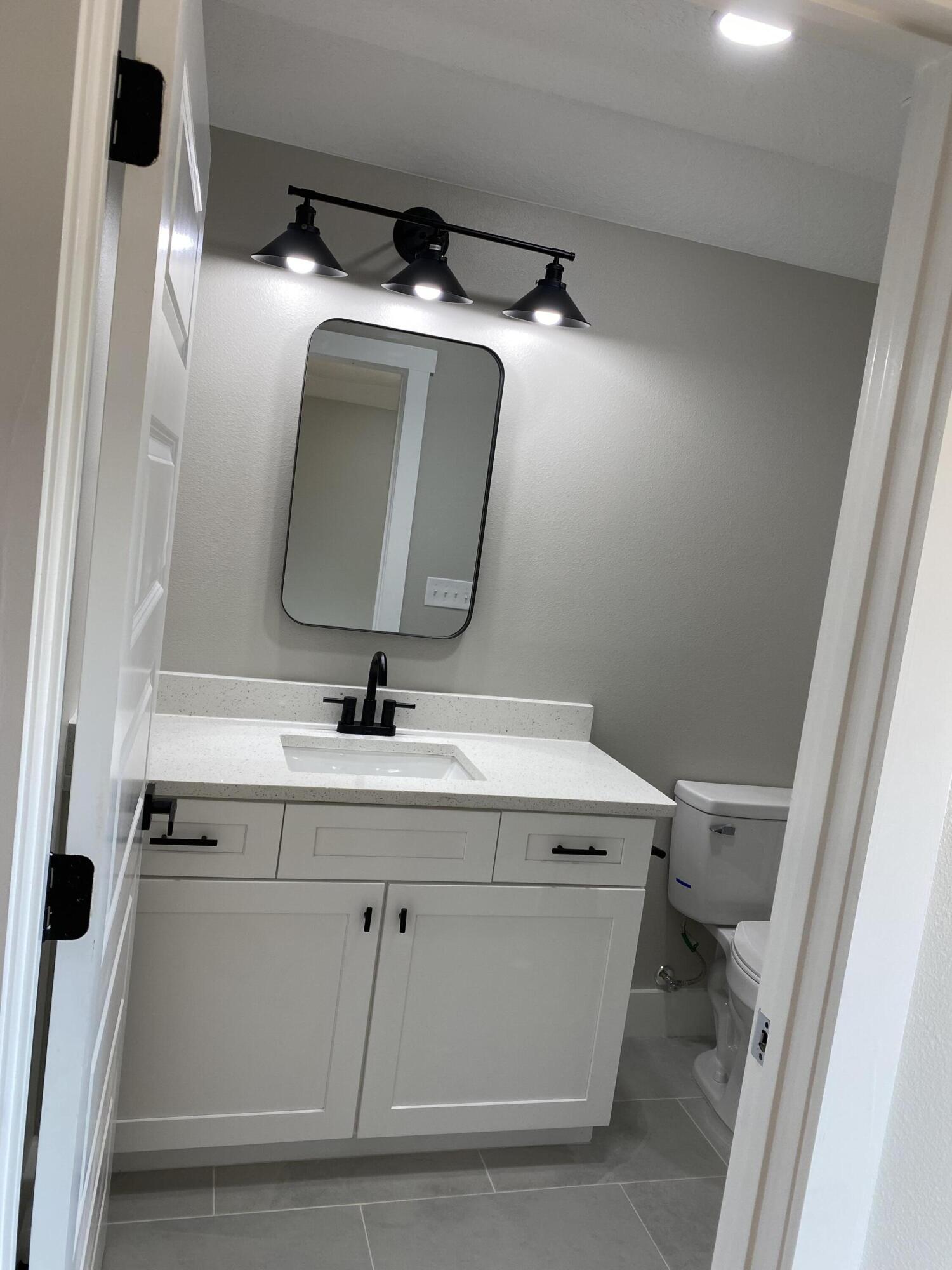 LAGRANGE SHORES - Residential