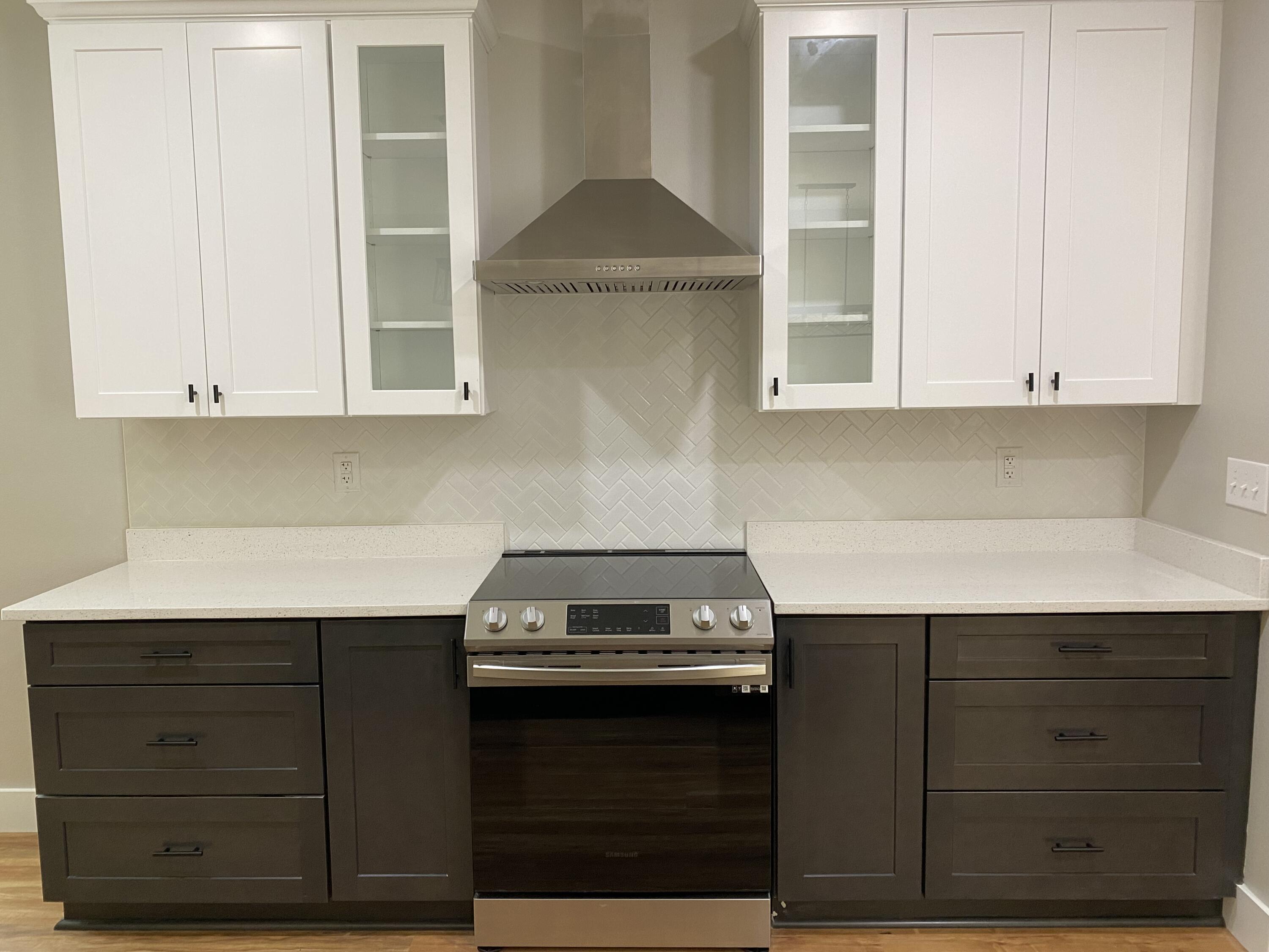 LAGRANGE SHORES - Residential