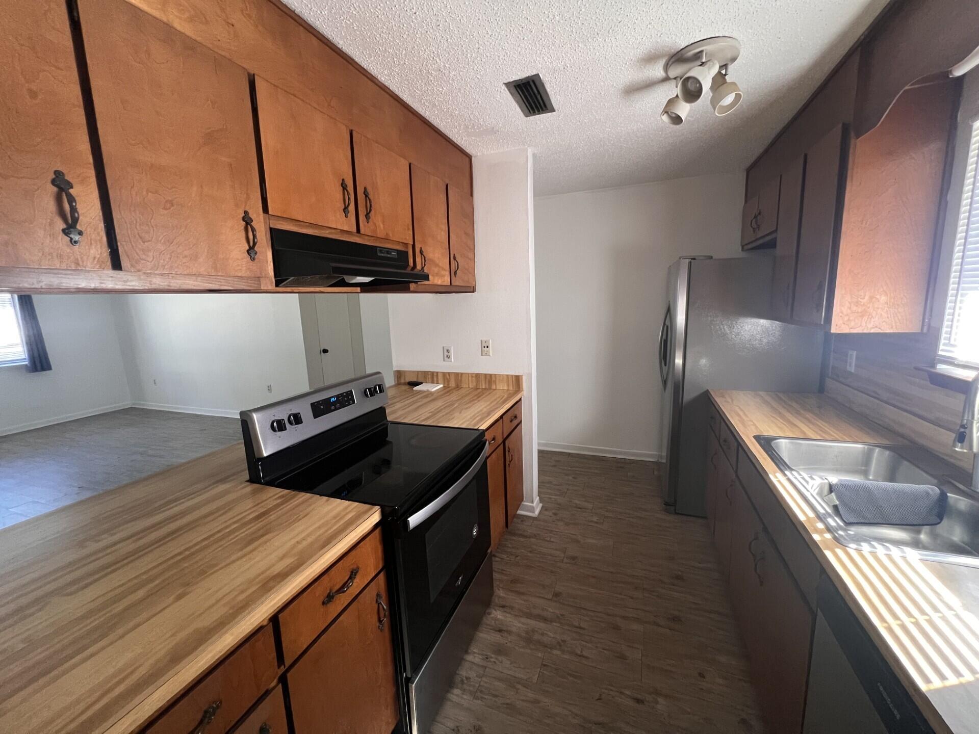 No name - Residential Lease