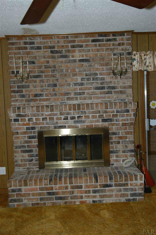 TWIN OAKS - Residential