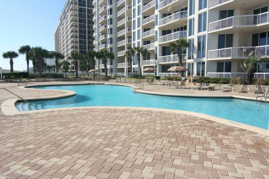 SILVER BEACH TOWERS - Residential