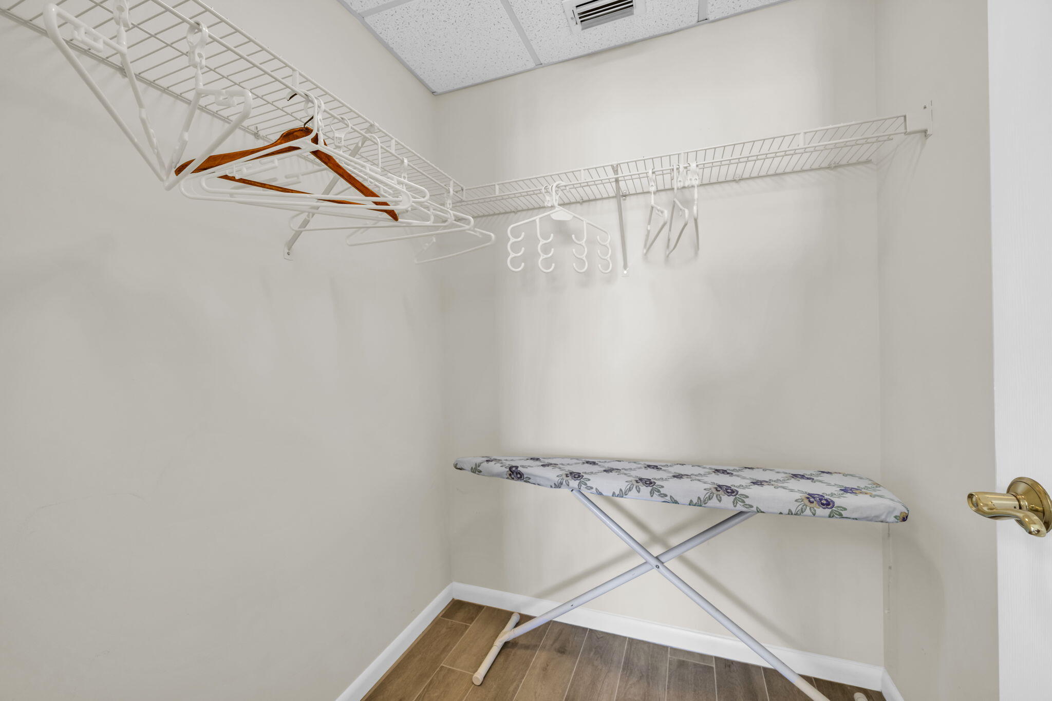 HIGH POINTE RESORT CONDO - Residential