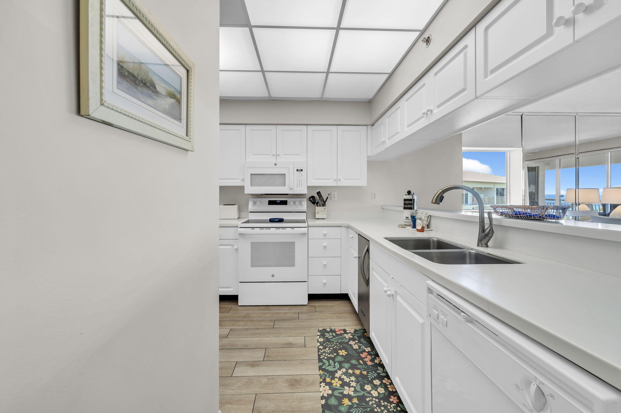 HIGH POINTE RESORT CONDO - Residential