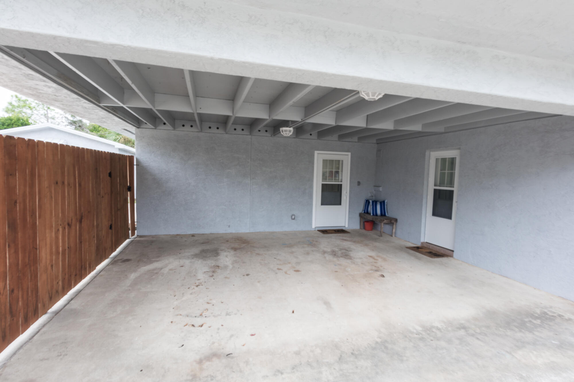 BID-A-WEE S/D - Residential