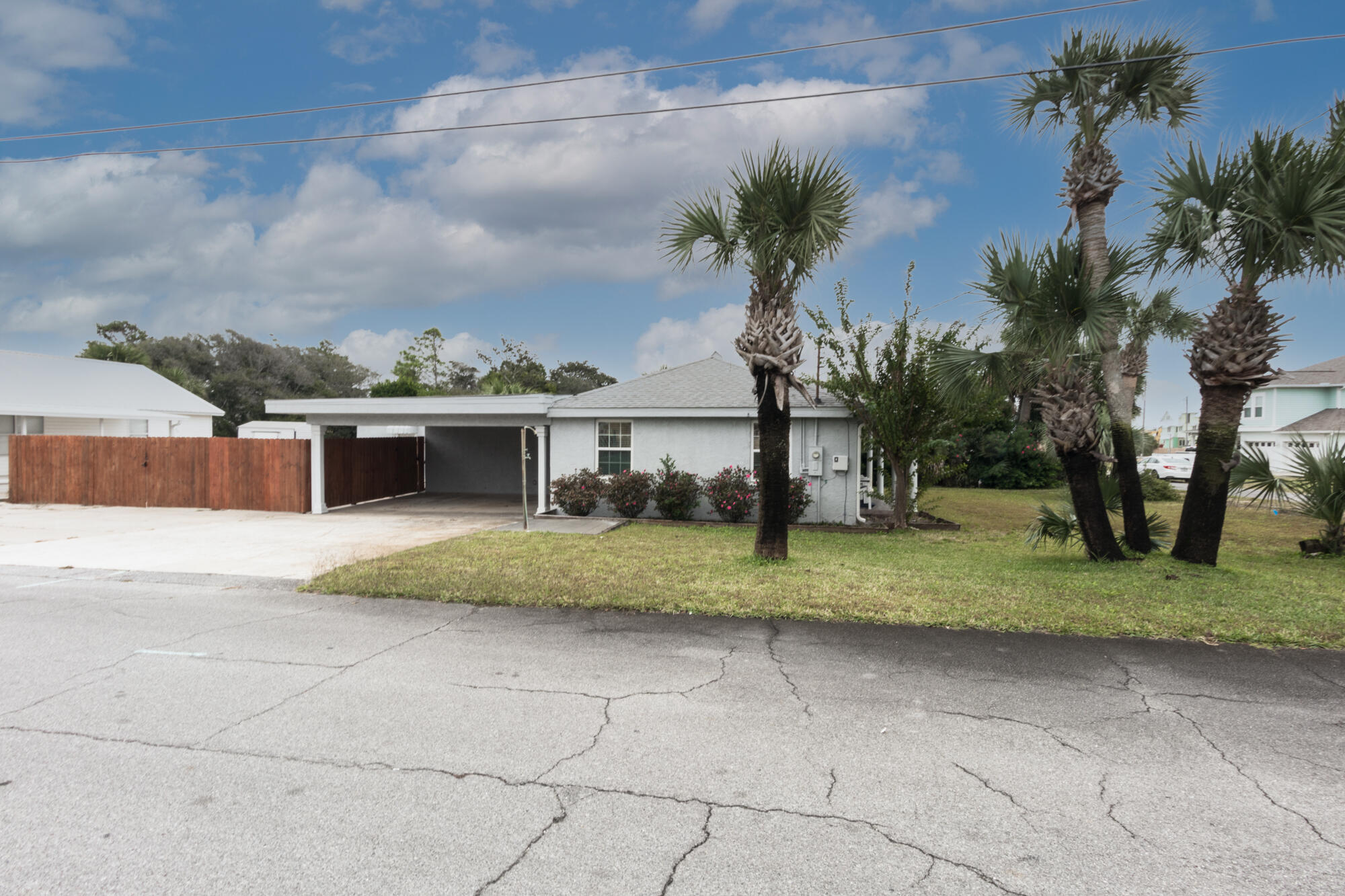 BID-A-WEE S/D - Residential