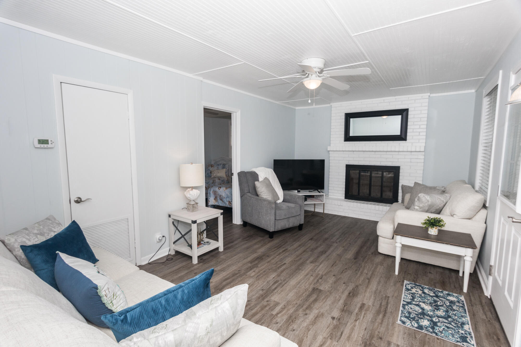 BID-A-WEE S/D - Residential