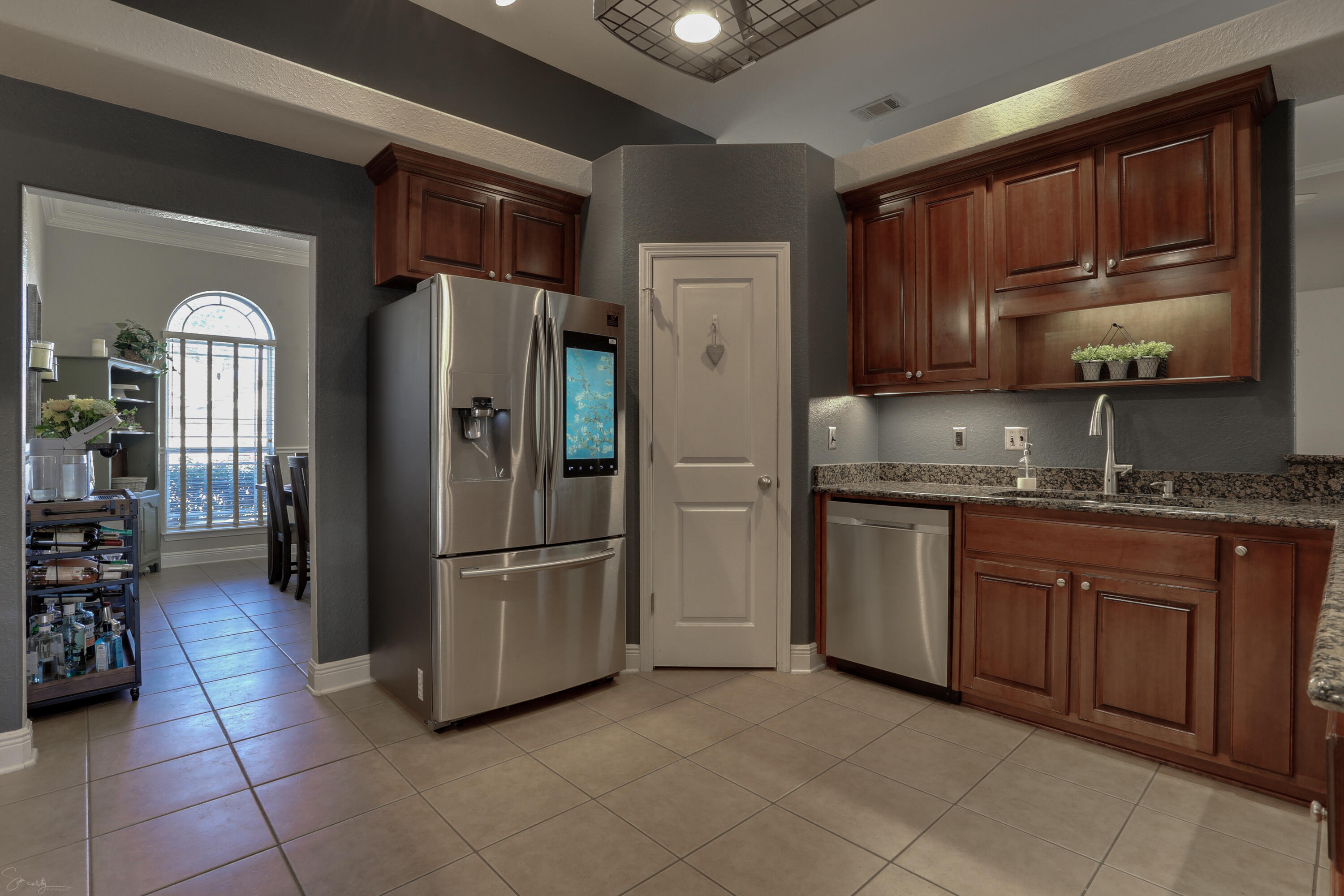 FOX VALLEY - Residential