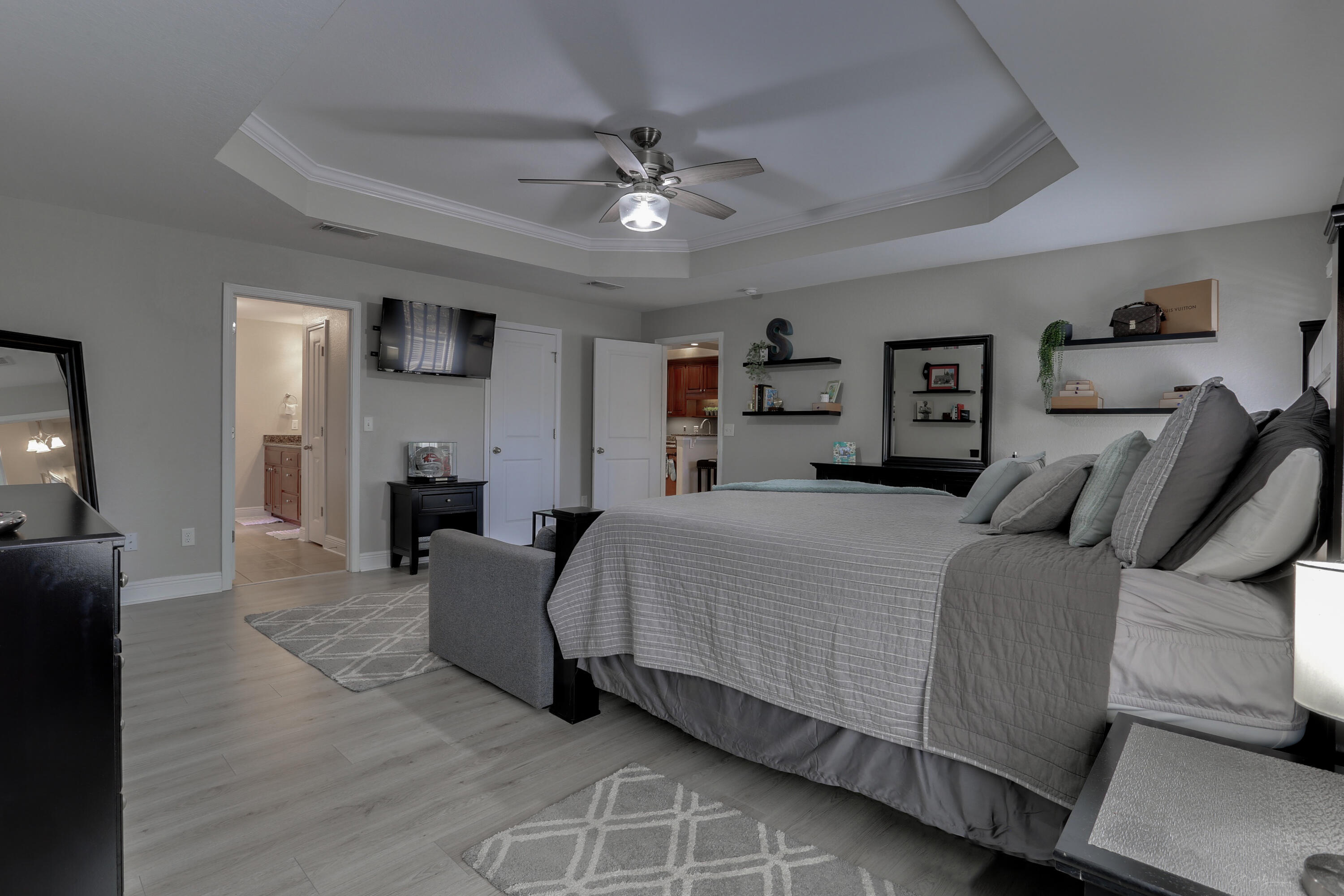 FOX VALLEY - Residential
