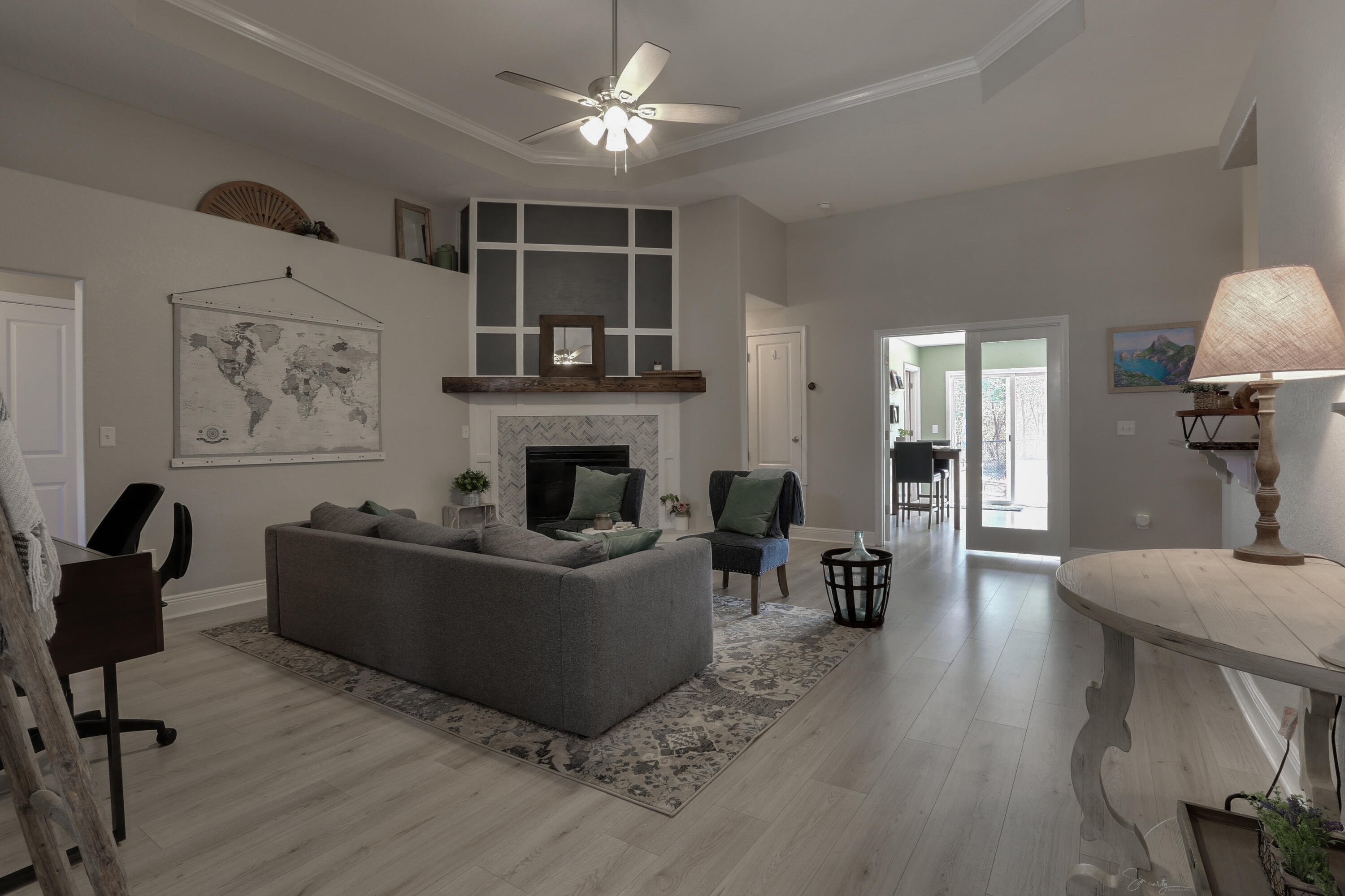 FOX VALLEY - Residential