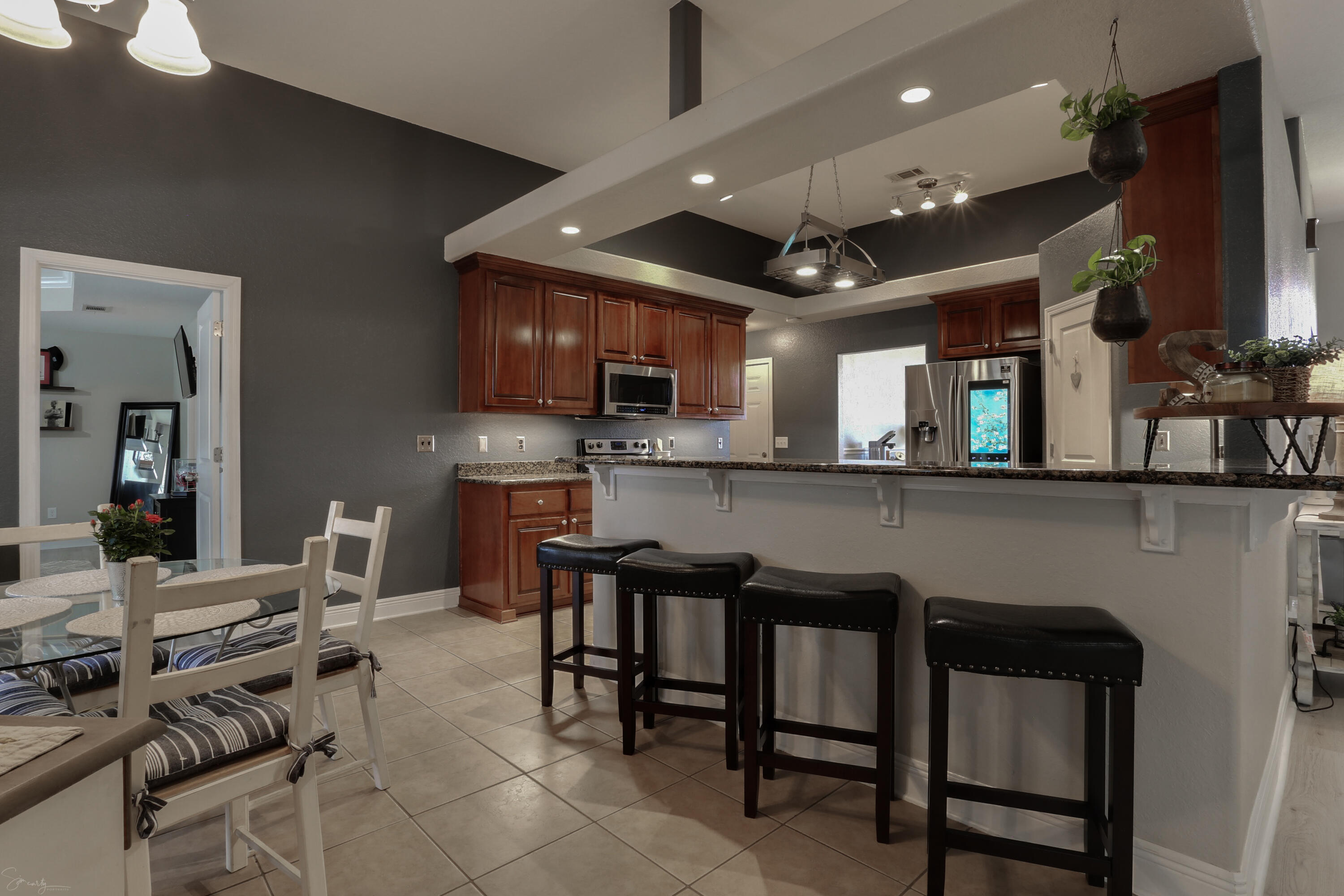FOX VALLEY - Residential