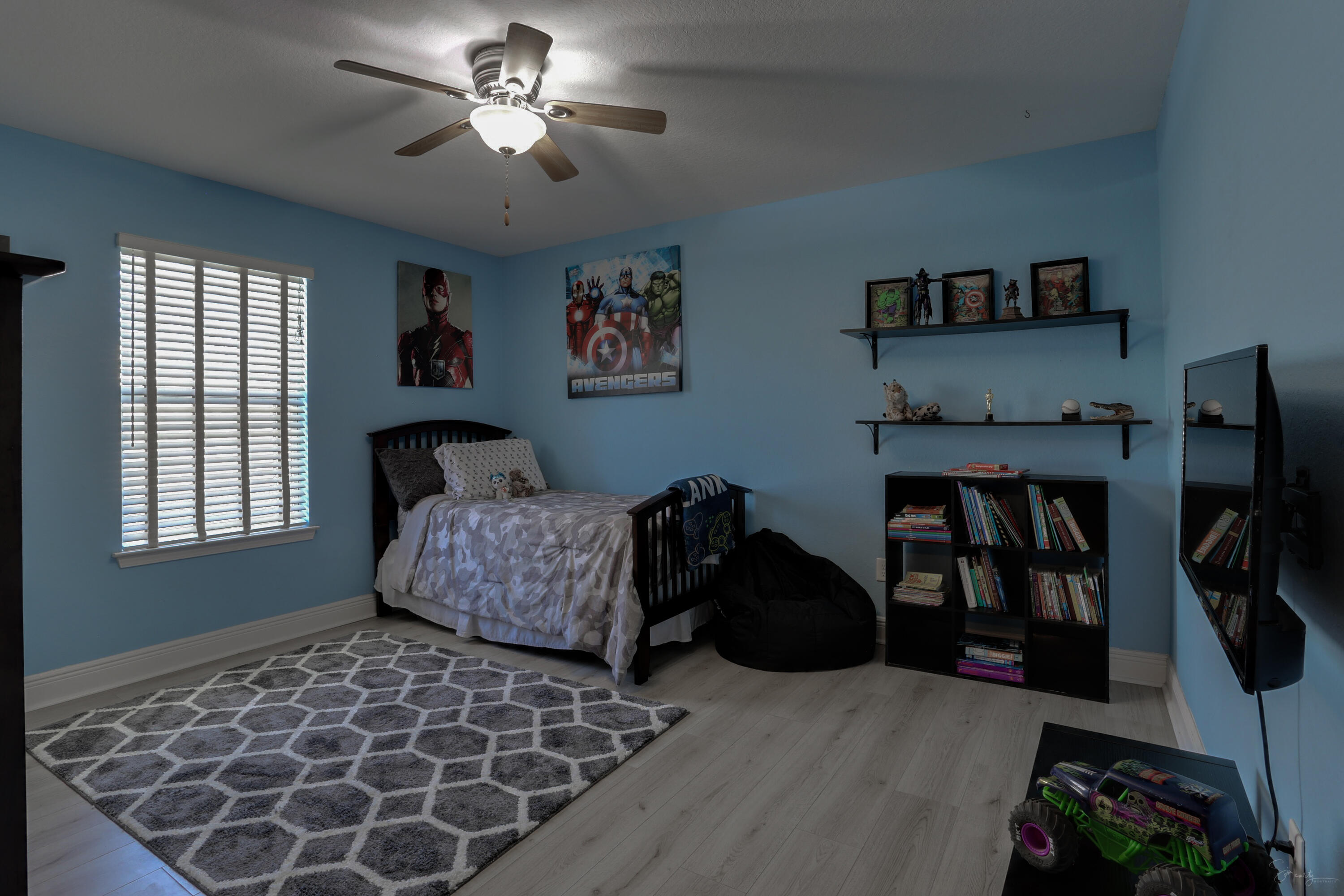 FOX VALLEY - Residential
