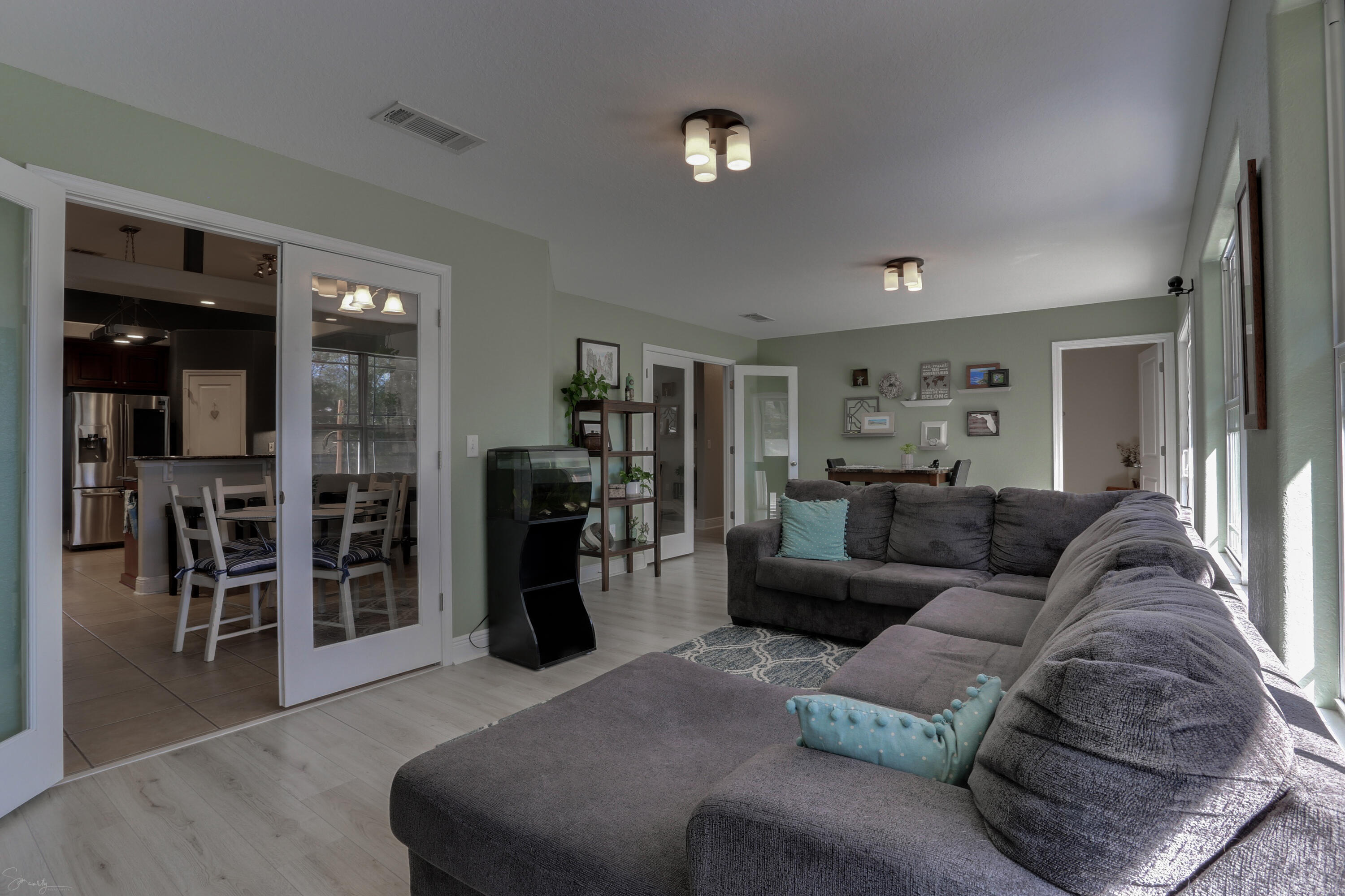 FOX VALLEY - Residential