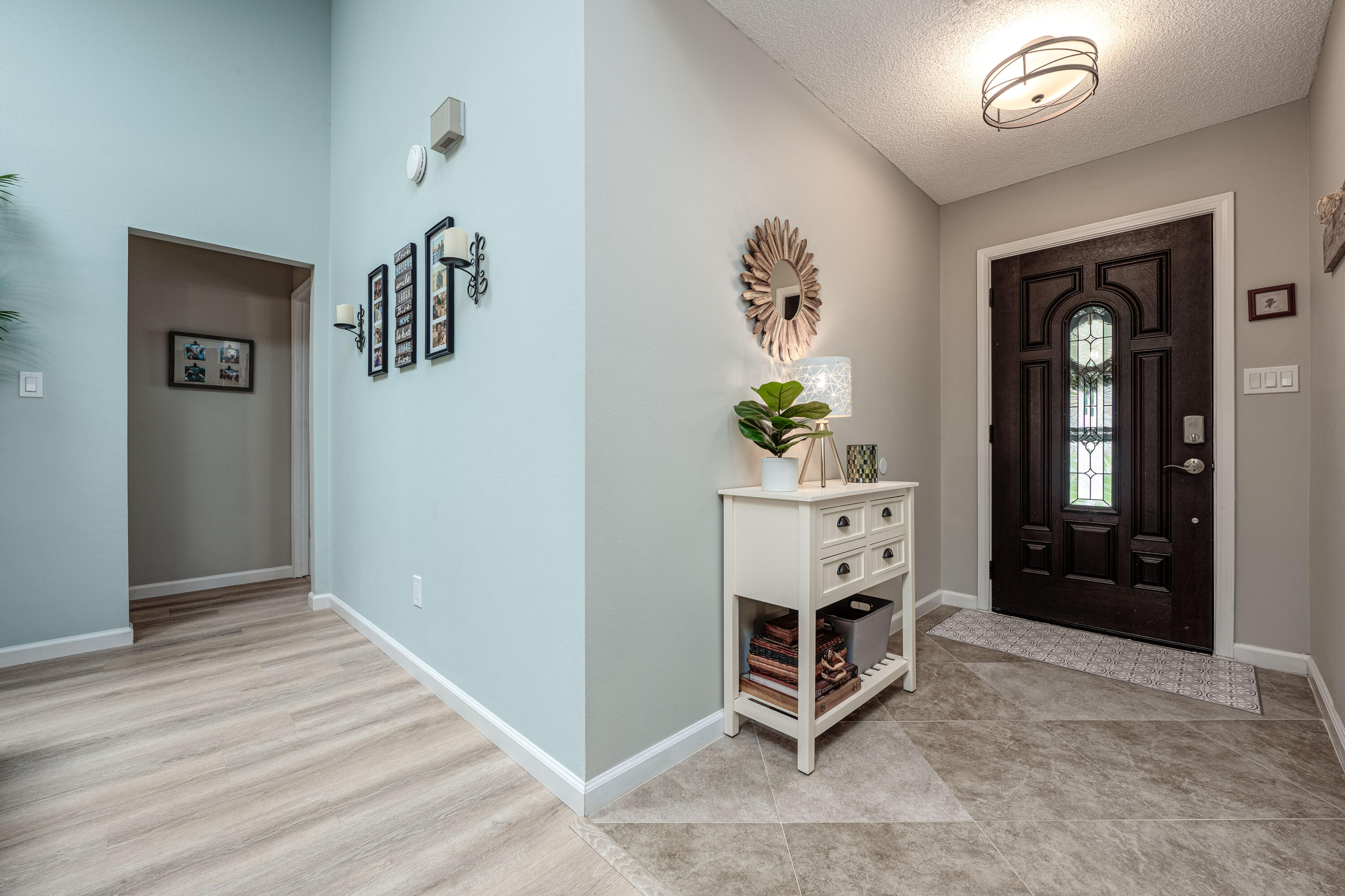 MEADOW WOODS - Residential