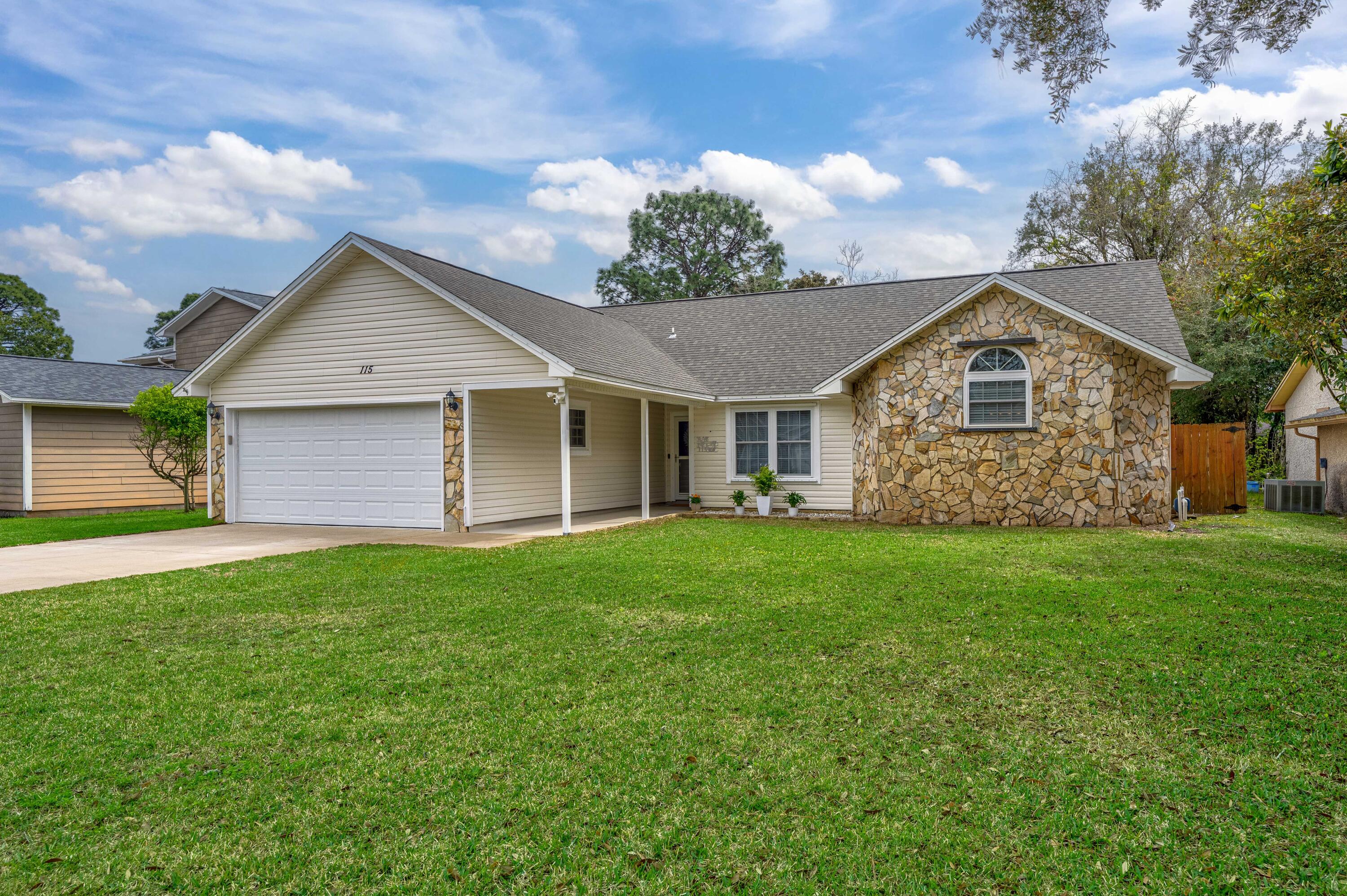 MEADOW WOODS - Residential