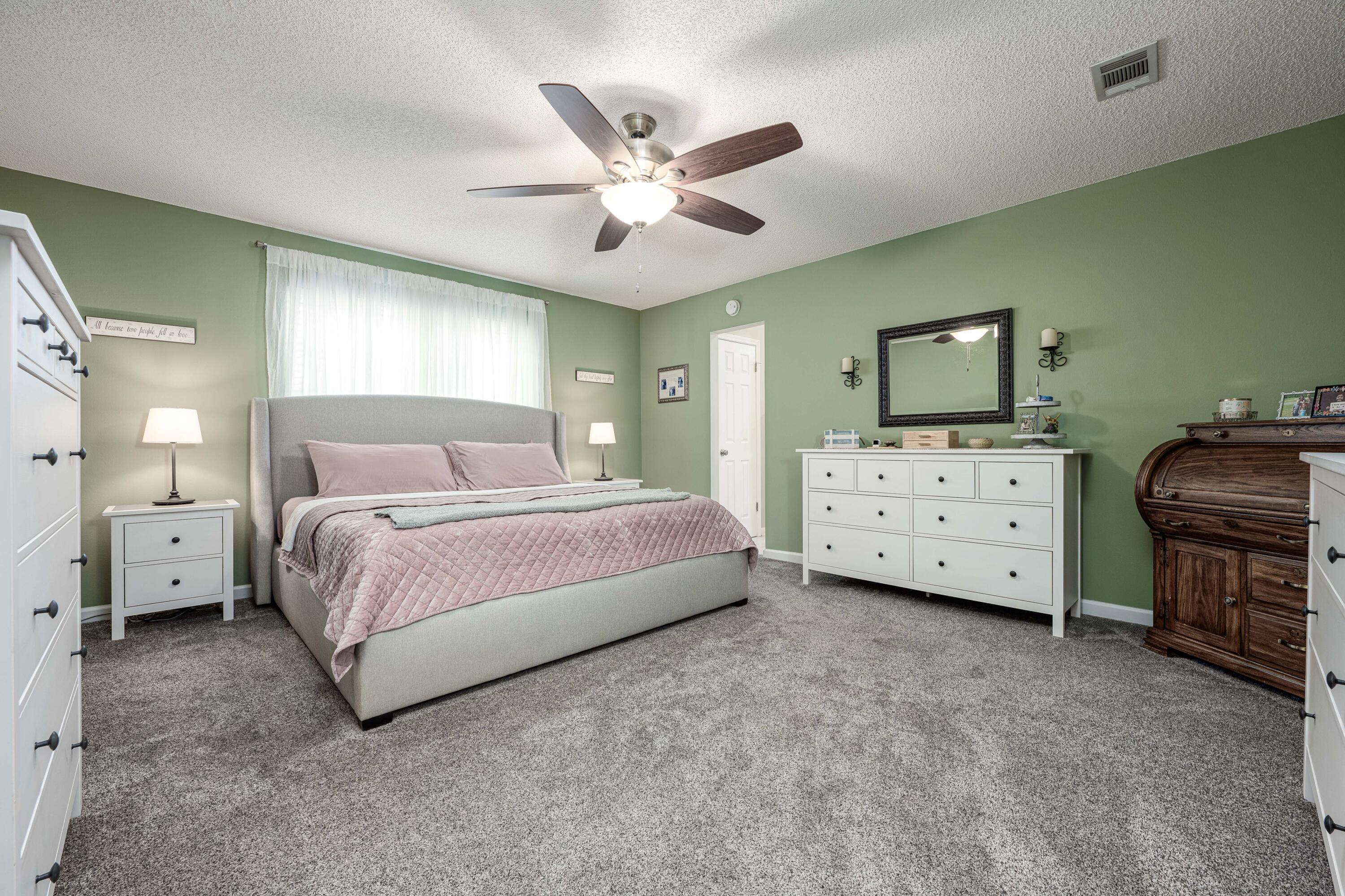 MEADOW WOODS - Residential