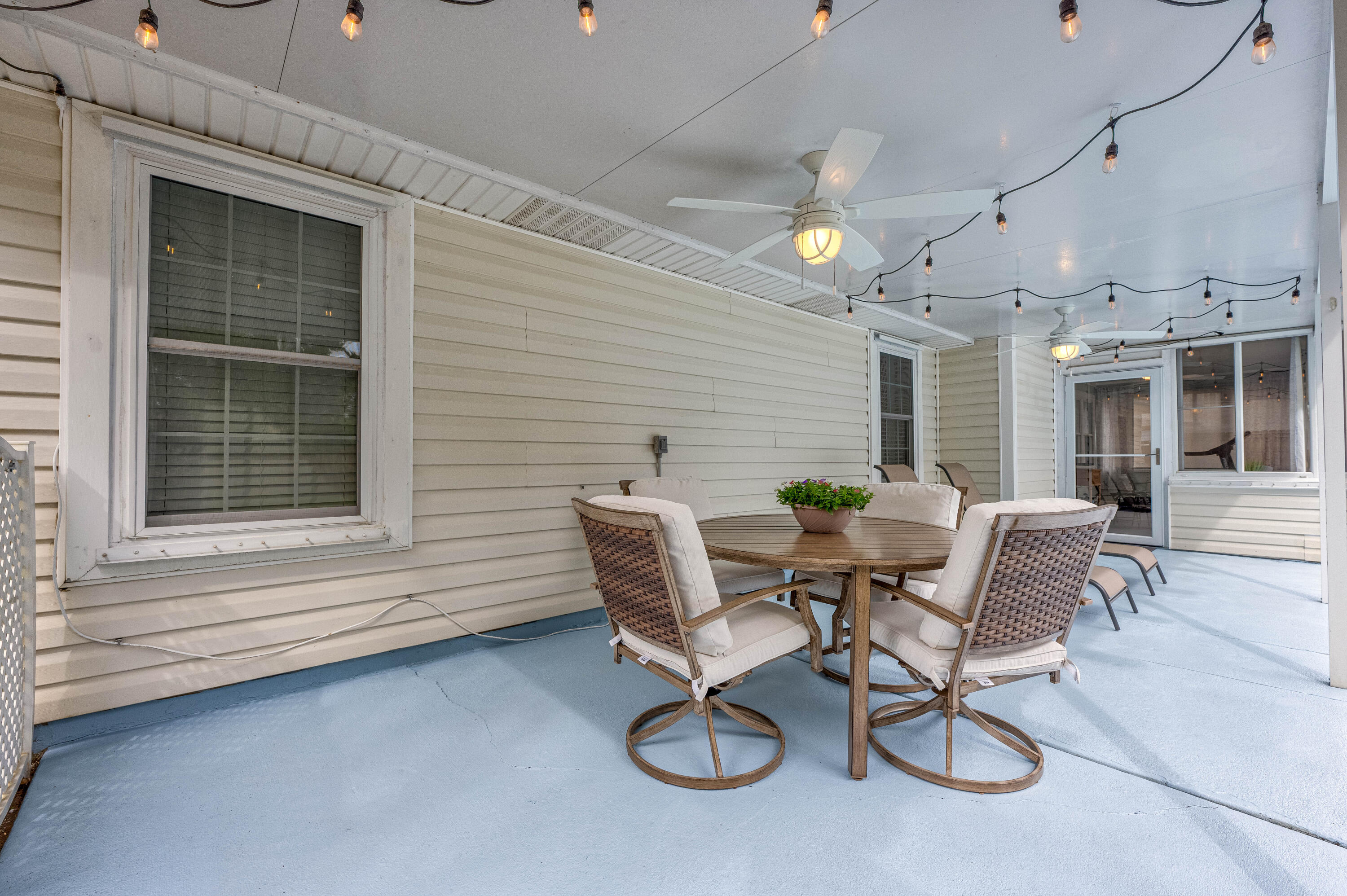 MEADOW WOODS - Residential