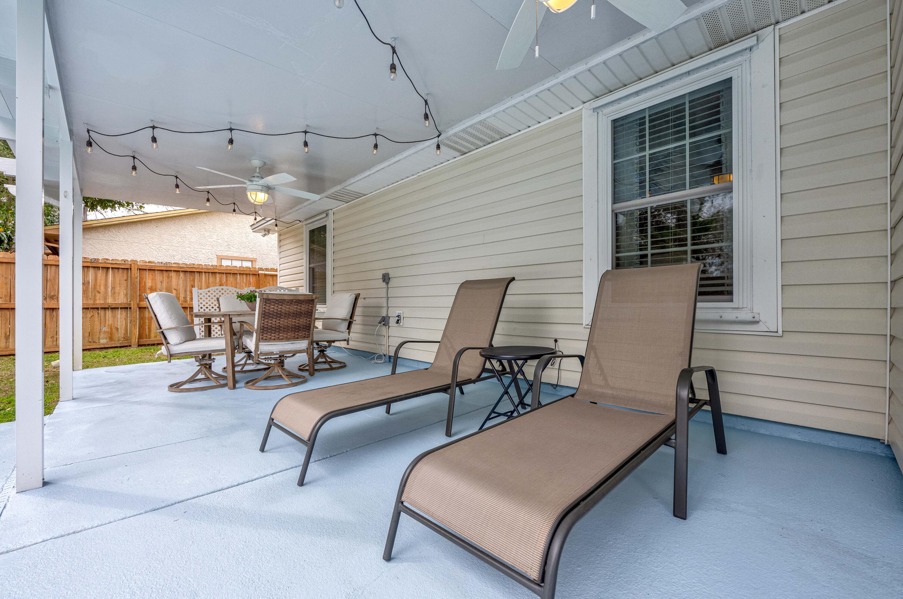 MEADOW WOODS - Residential