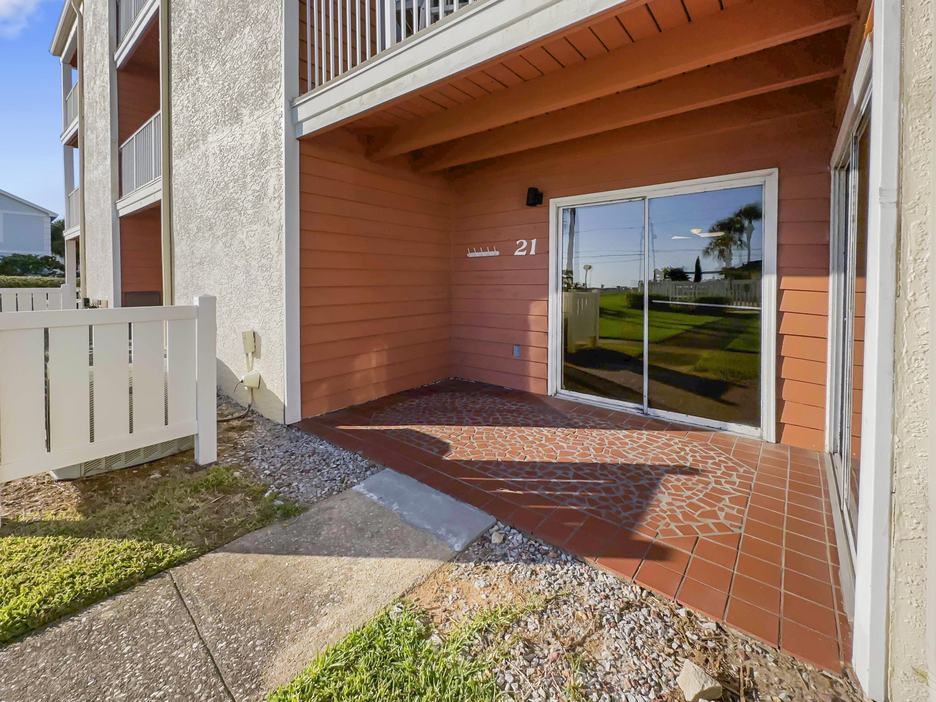 TRADEWINDS CONDO PH I - Residential