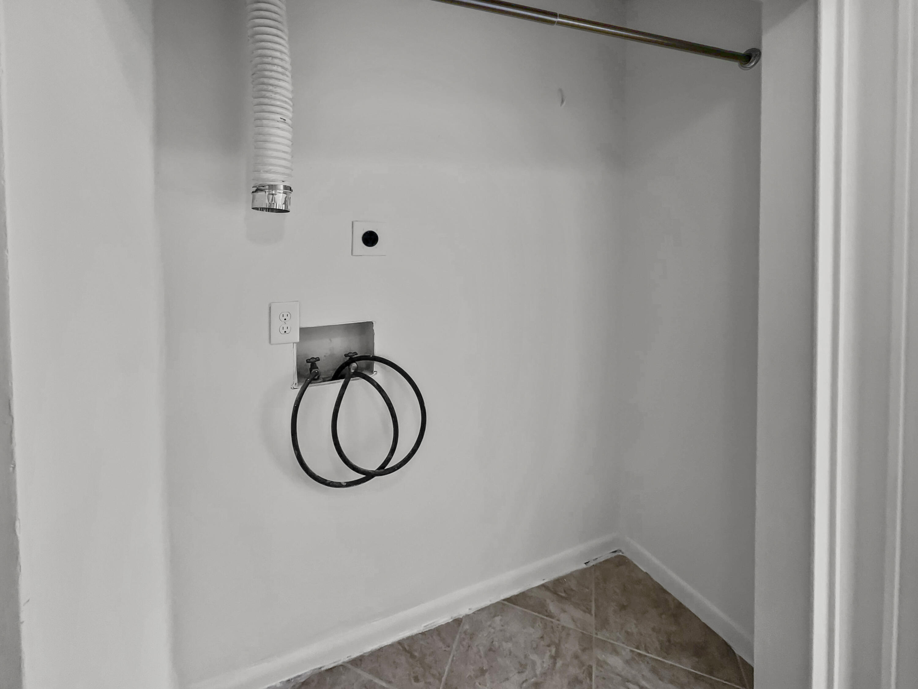 TRADEWINDS CONDO PH I - Residential