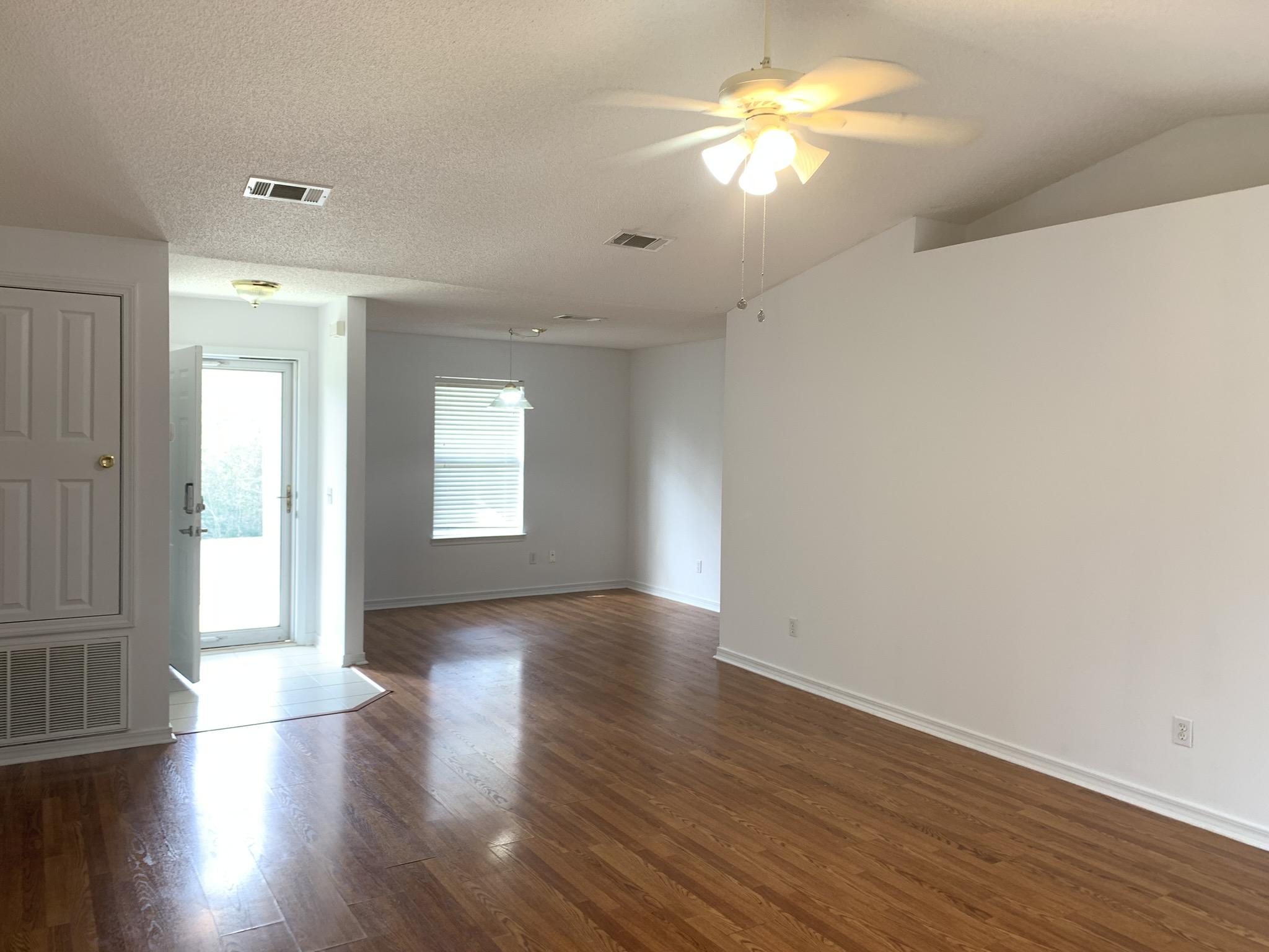 NORTHVIEW ESTATES 7TH ADDN - Residential