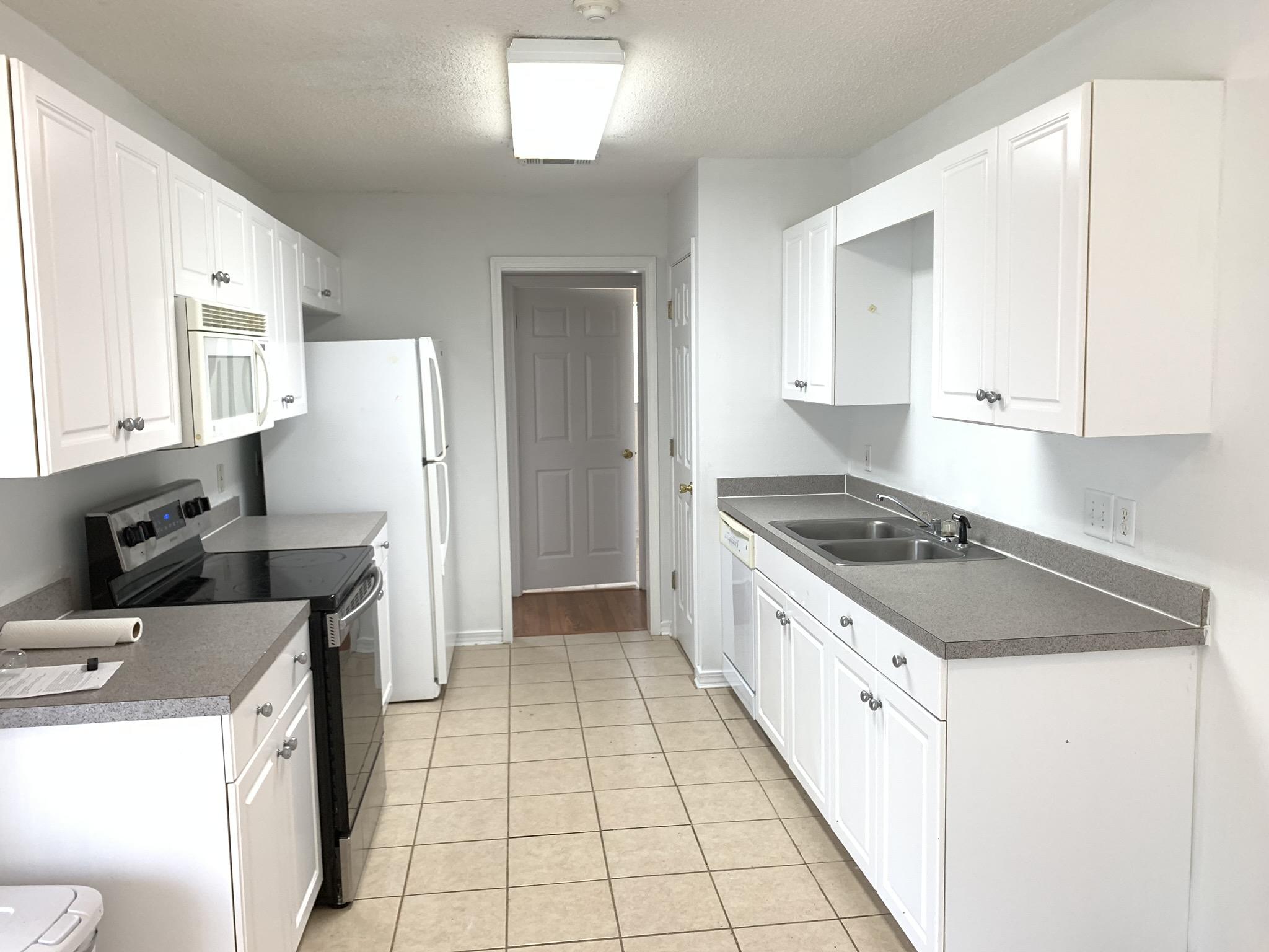 NORTHVIEW ESTATES 7TH ADDN - Residential