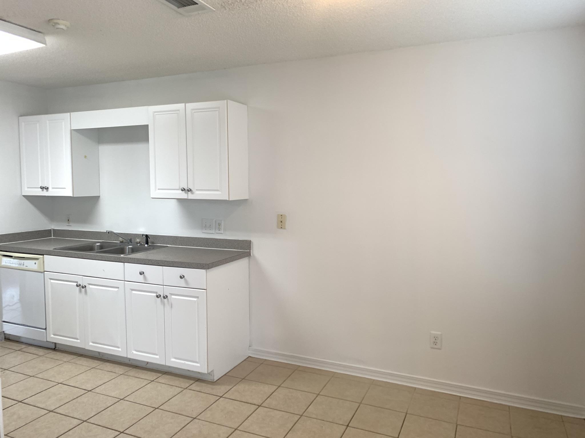 NORTHVIEW ESTATES 7TH ADDN - Residential