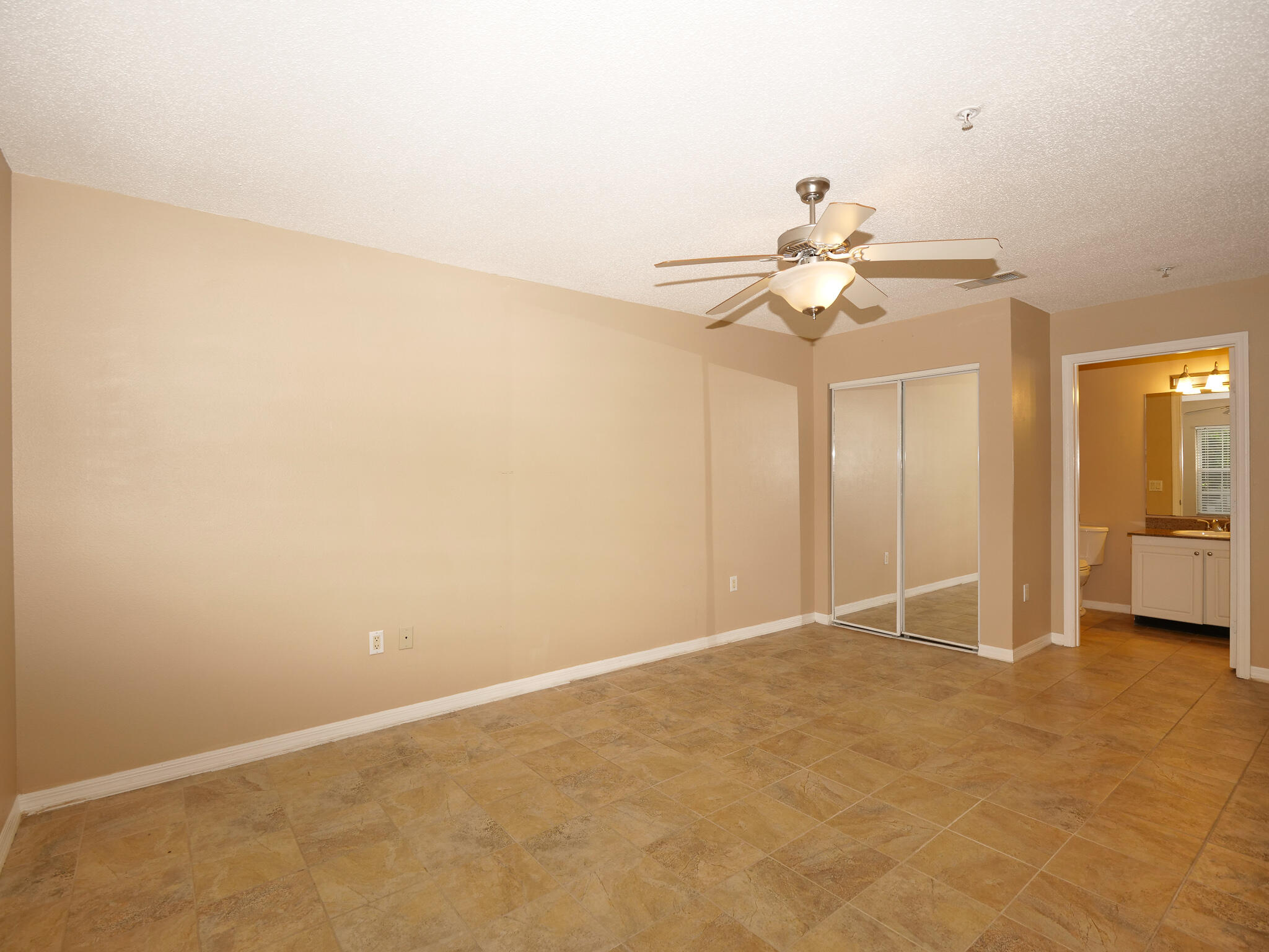 THE FLORIDA CLUB - Residential