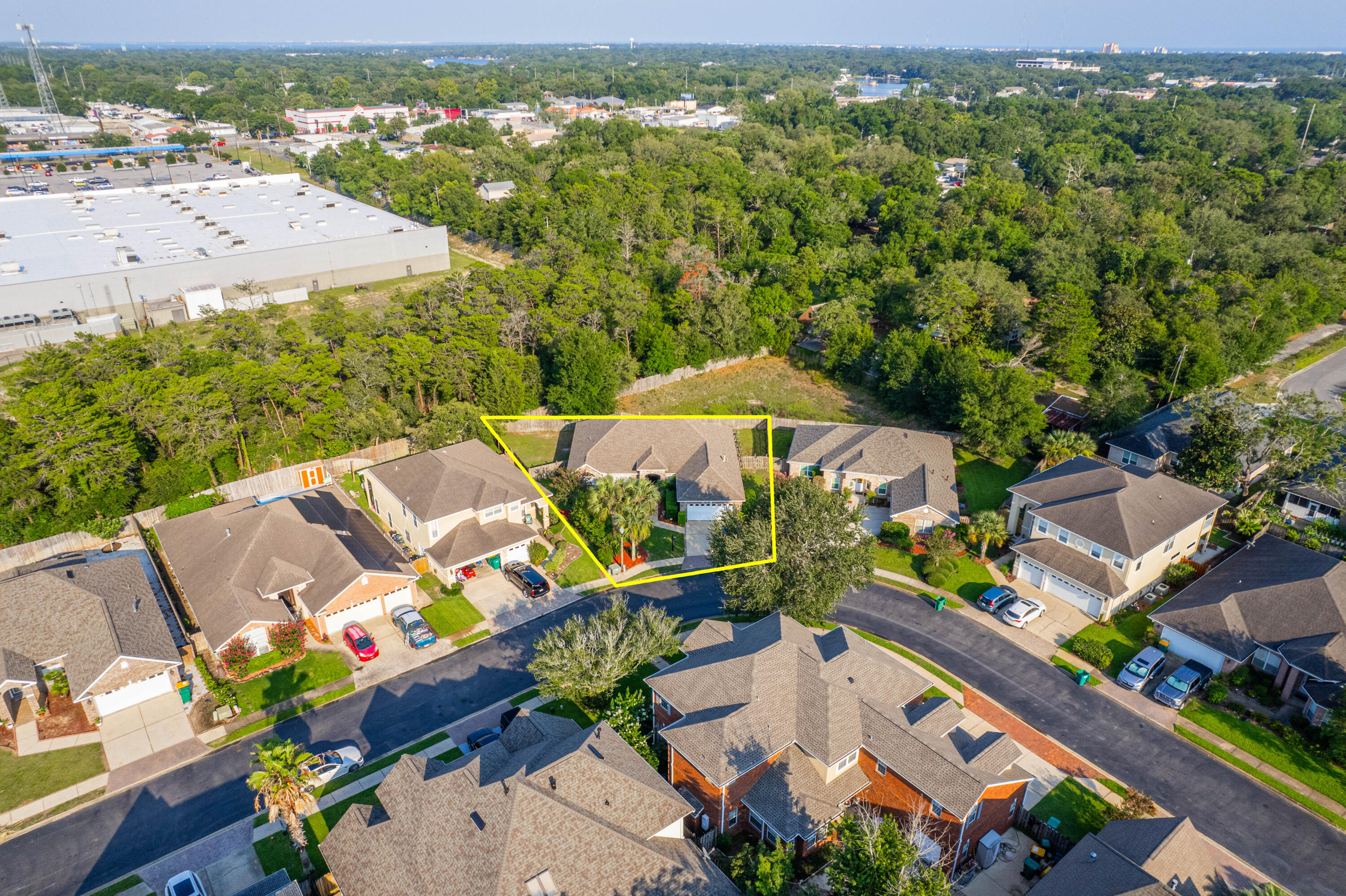BRIDGEPORT COLONY - Residential