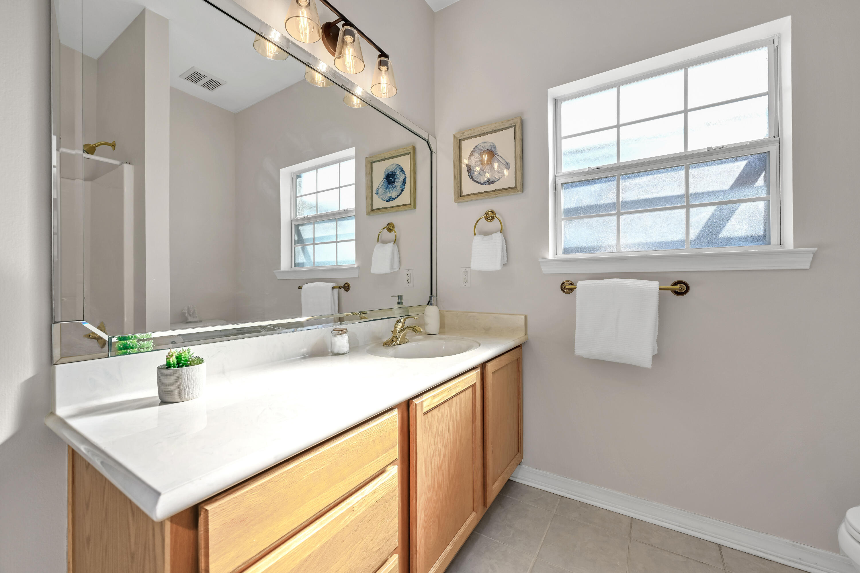 BRIDGEPORT COLONY - Residential