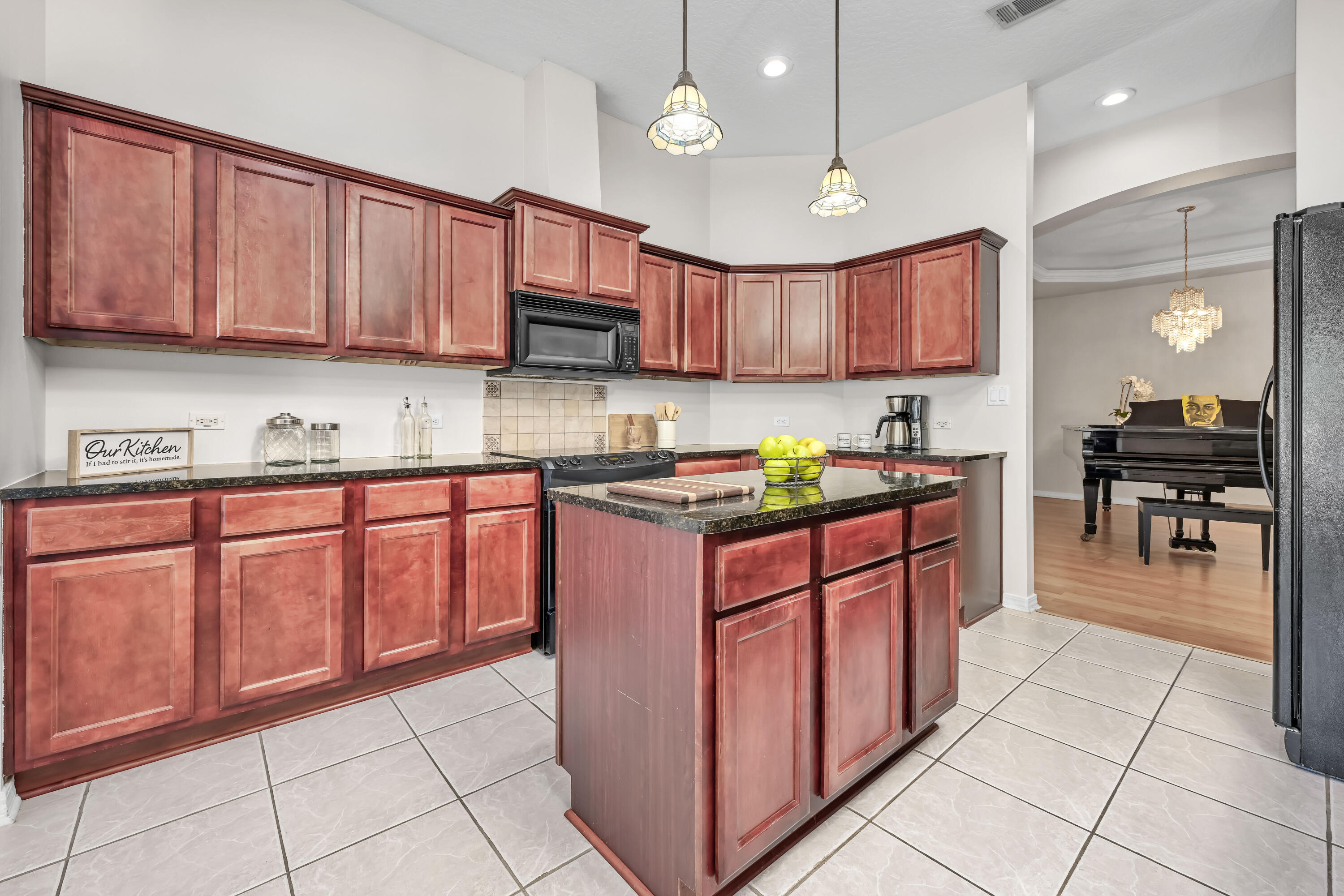 BRIDGEPORT COLONY - Residential