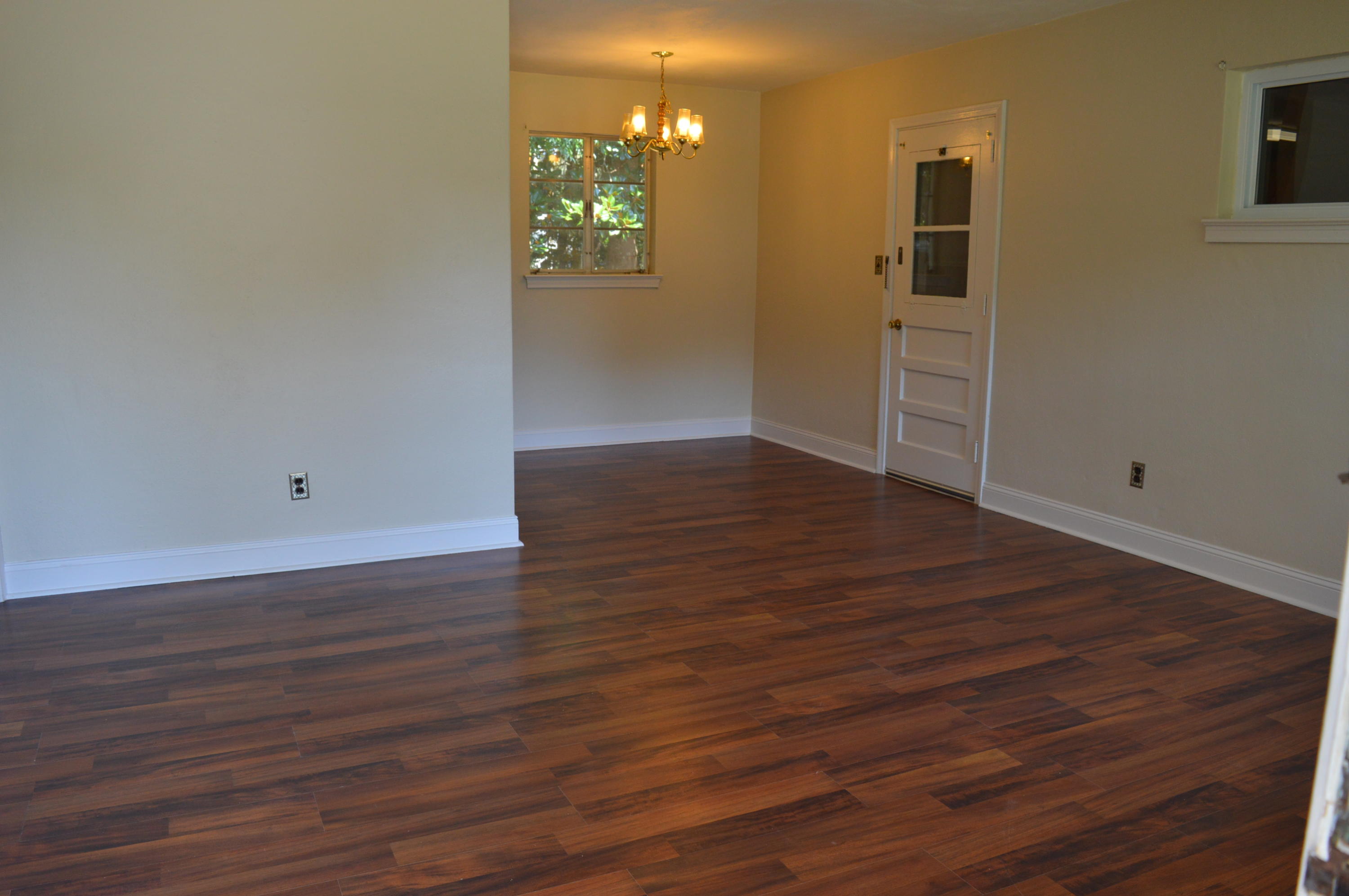 ELLIOTTS POINT 7TH ADDN - Residential