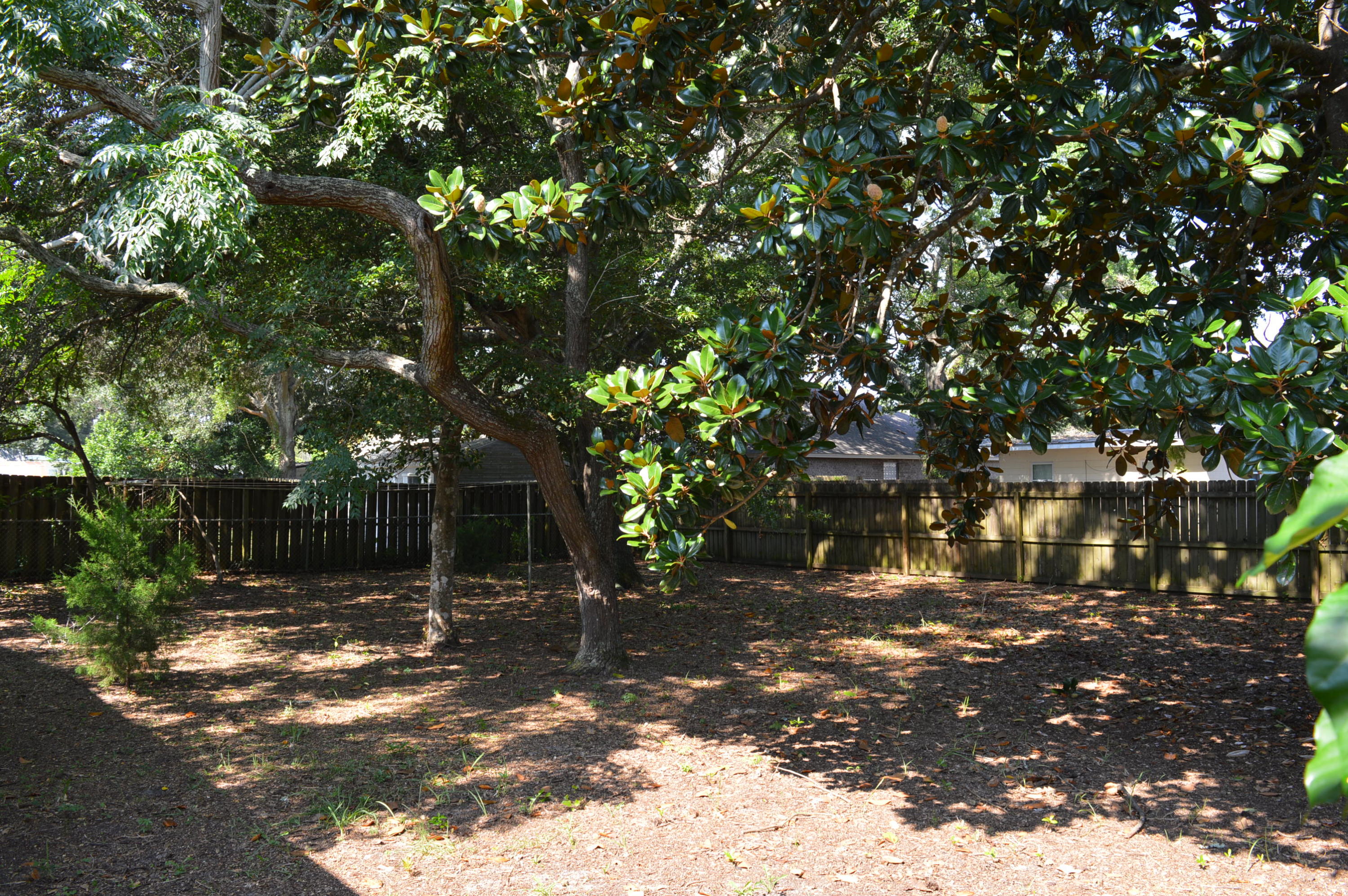 ELLIOTTS POINT 7TH ADDN - Residential