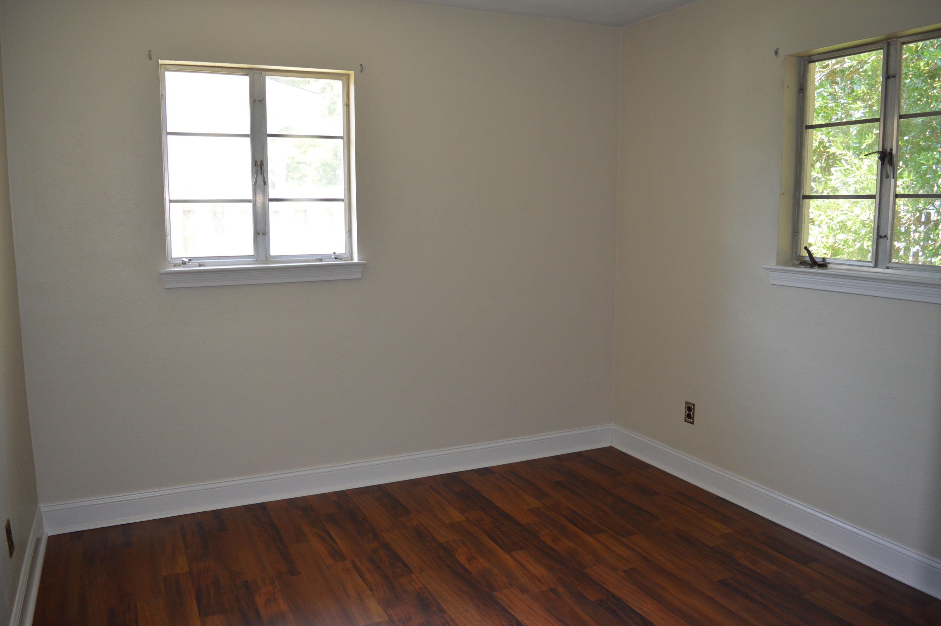 ELLIOTTS POINT 7TH ADDN - Residential