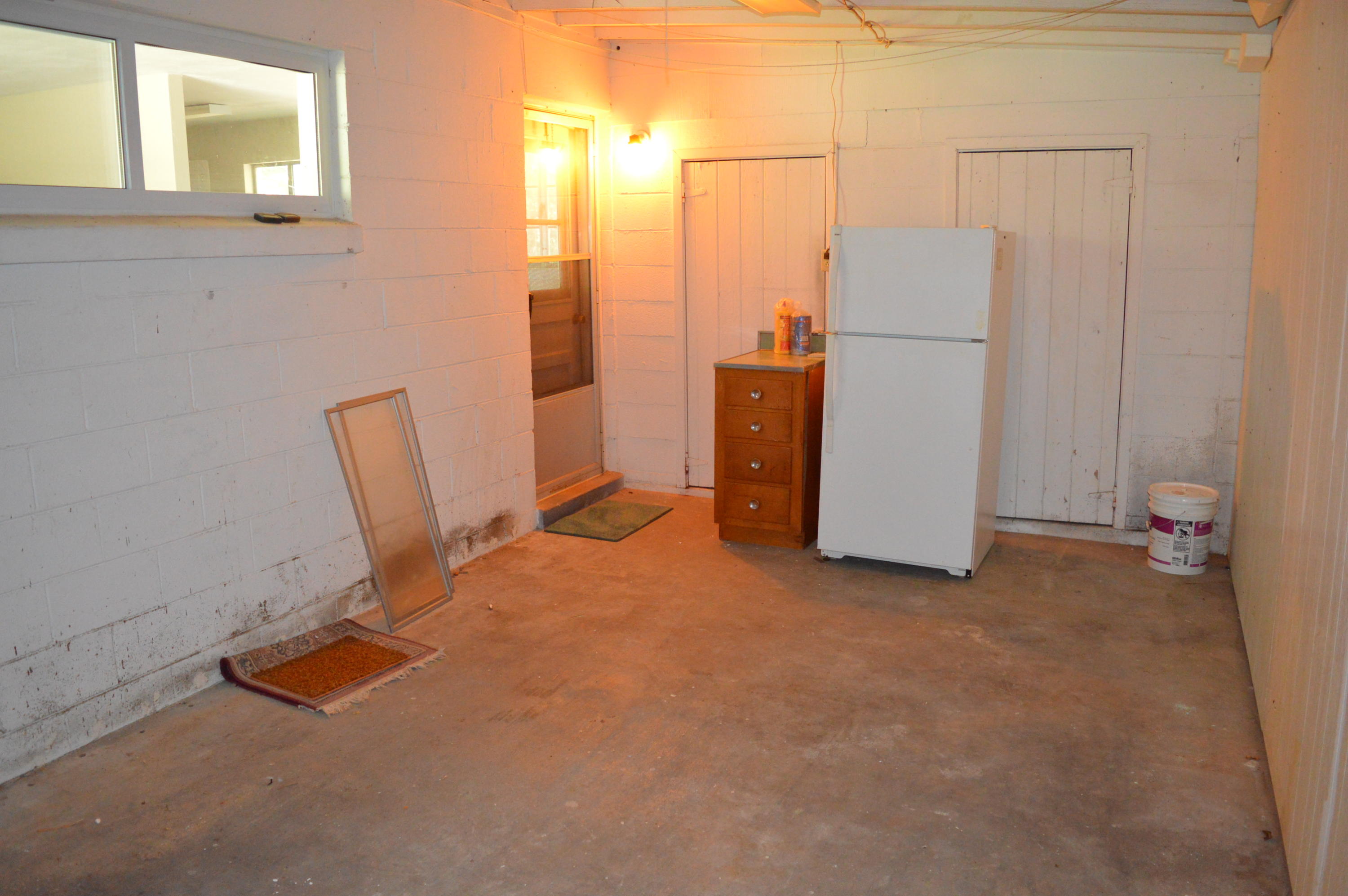 ELLIOTTS POINT 7TH ADDN - Residential