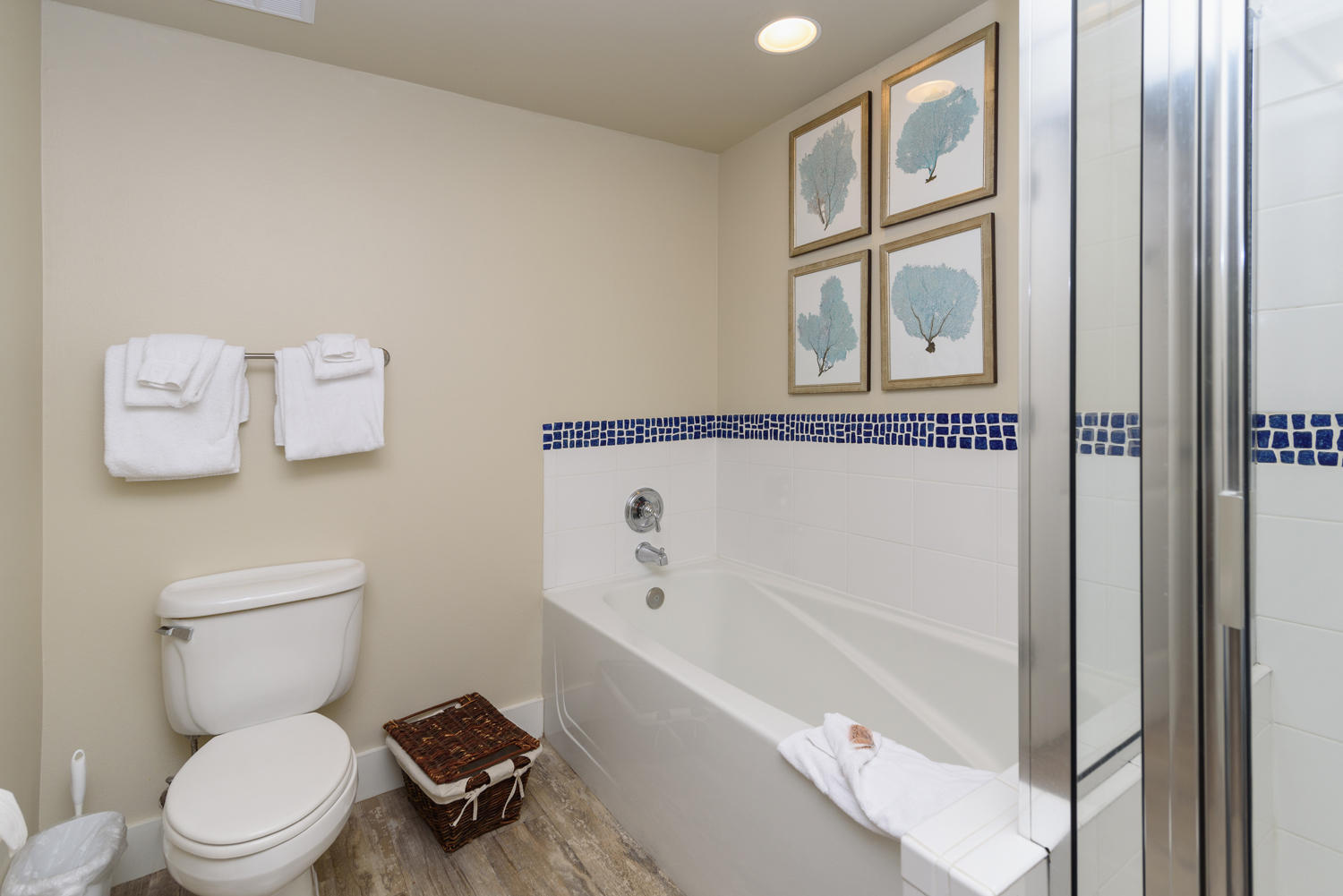 MARKET STREET INN - Residential