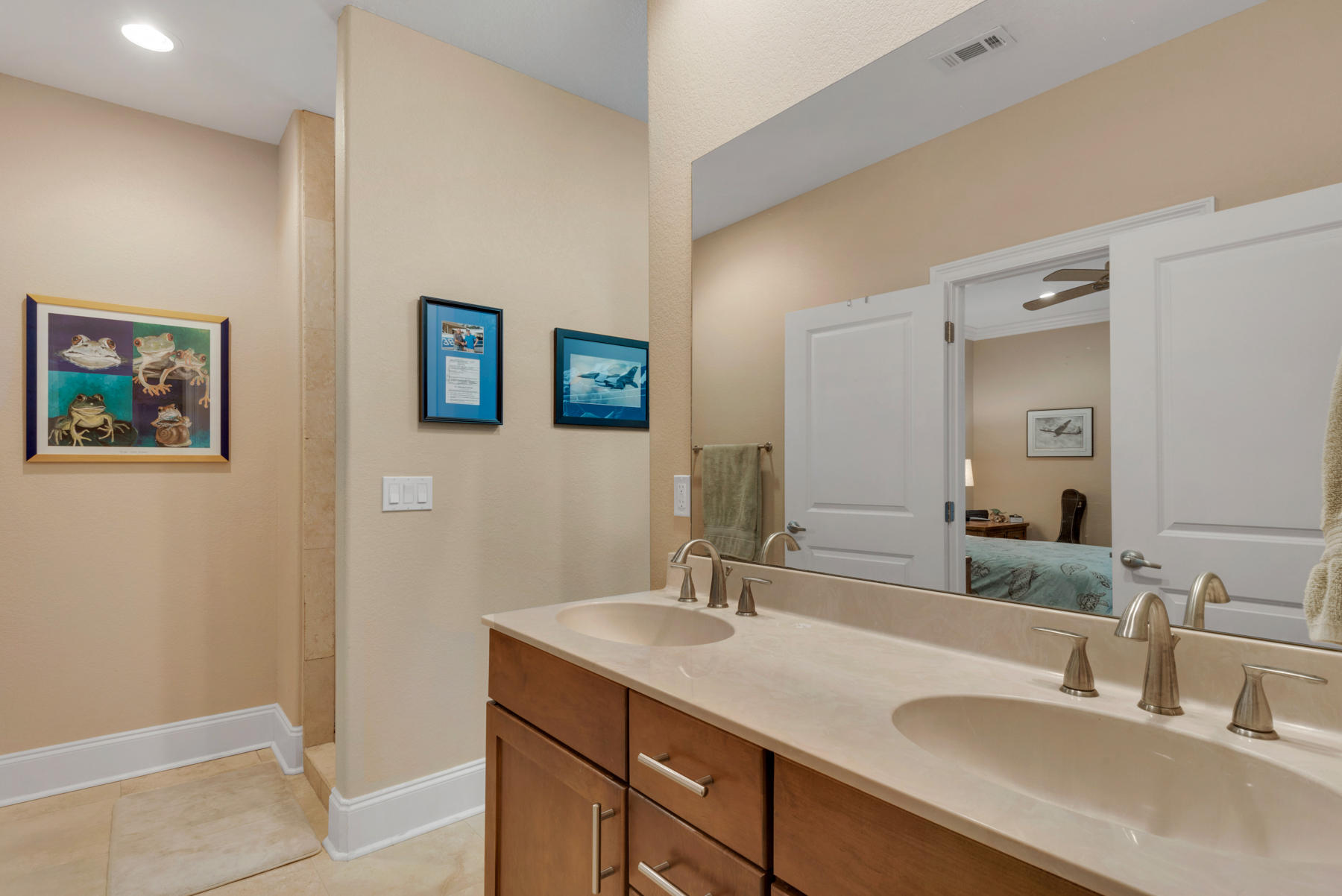 SOUNDVIEW LANDING - Residential