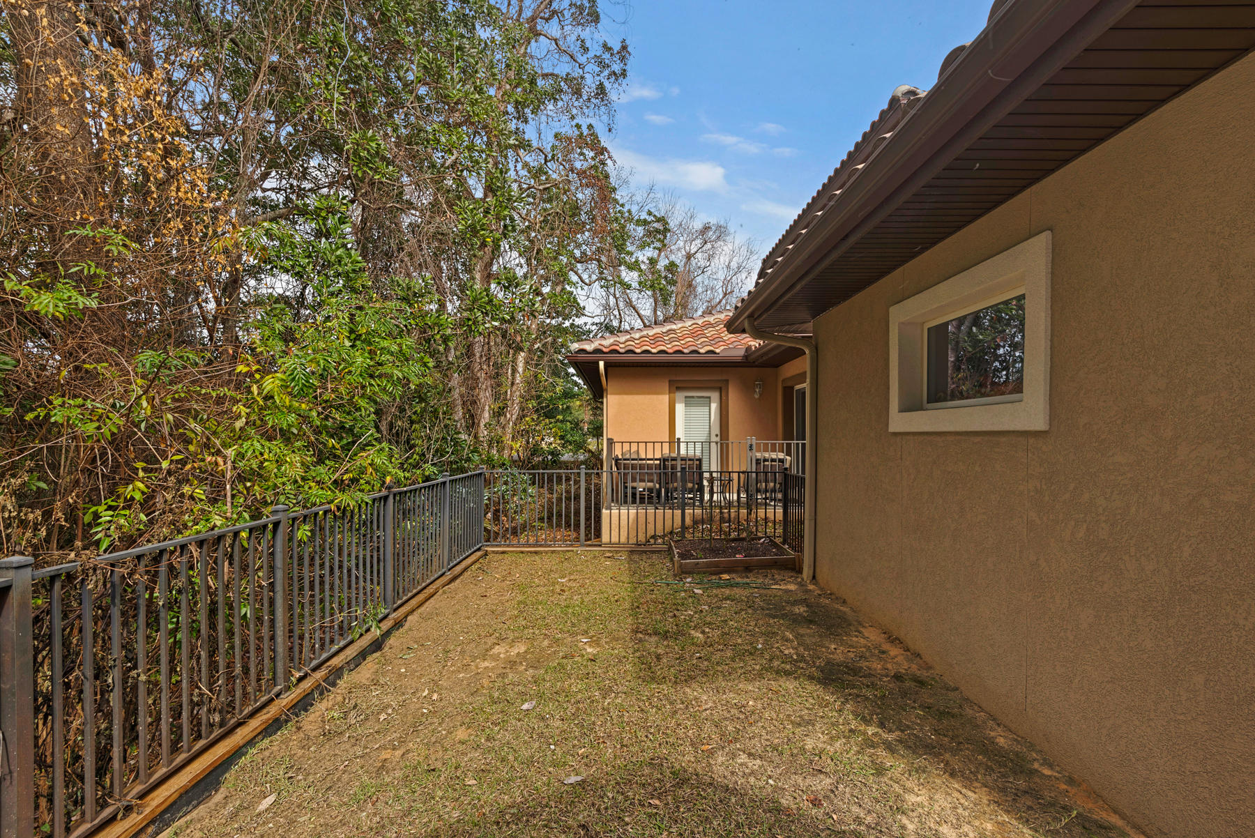 SOUNDVIEW LANDING - Residential