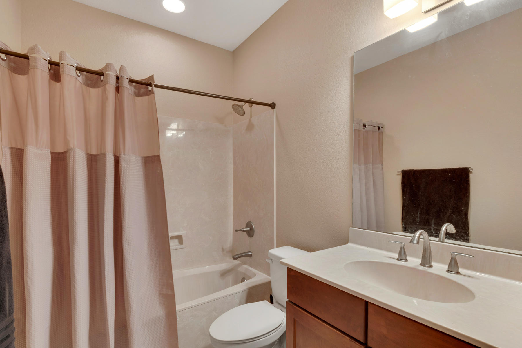 SOUNDVIEW LANDING - Residential