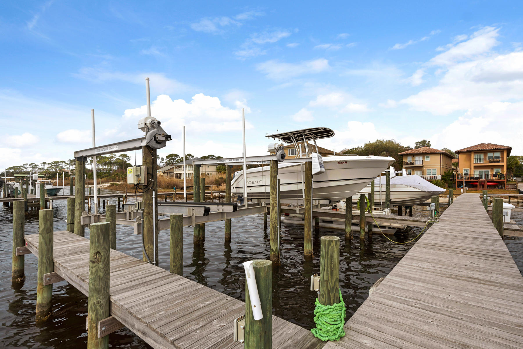 SOUNDVIEW LANDING - Residential