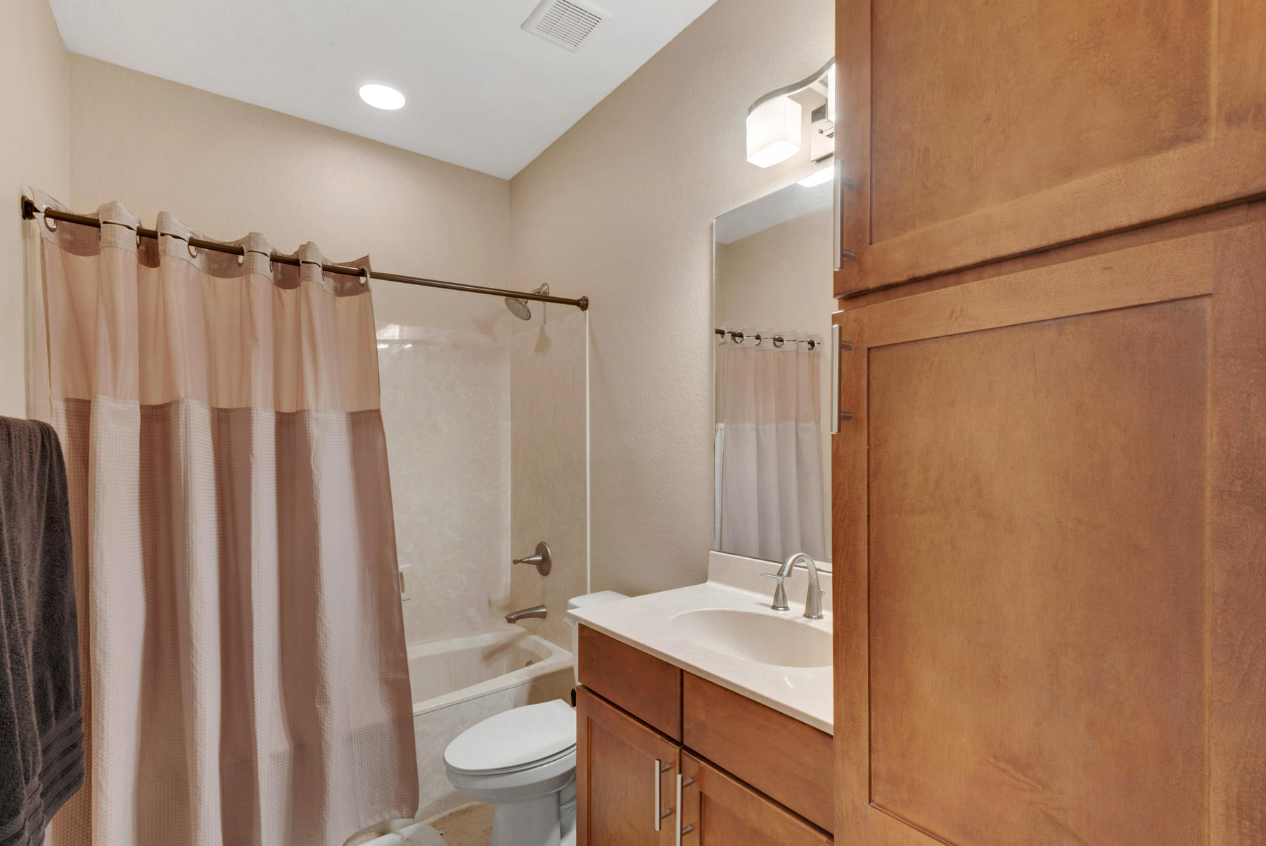 SOUNDVIEW LANDING - Residential