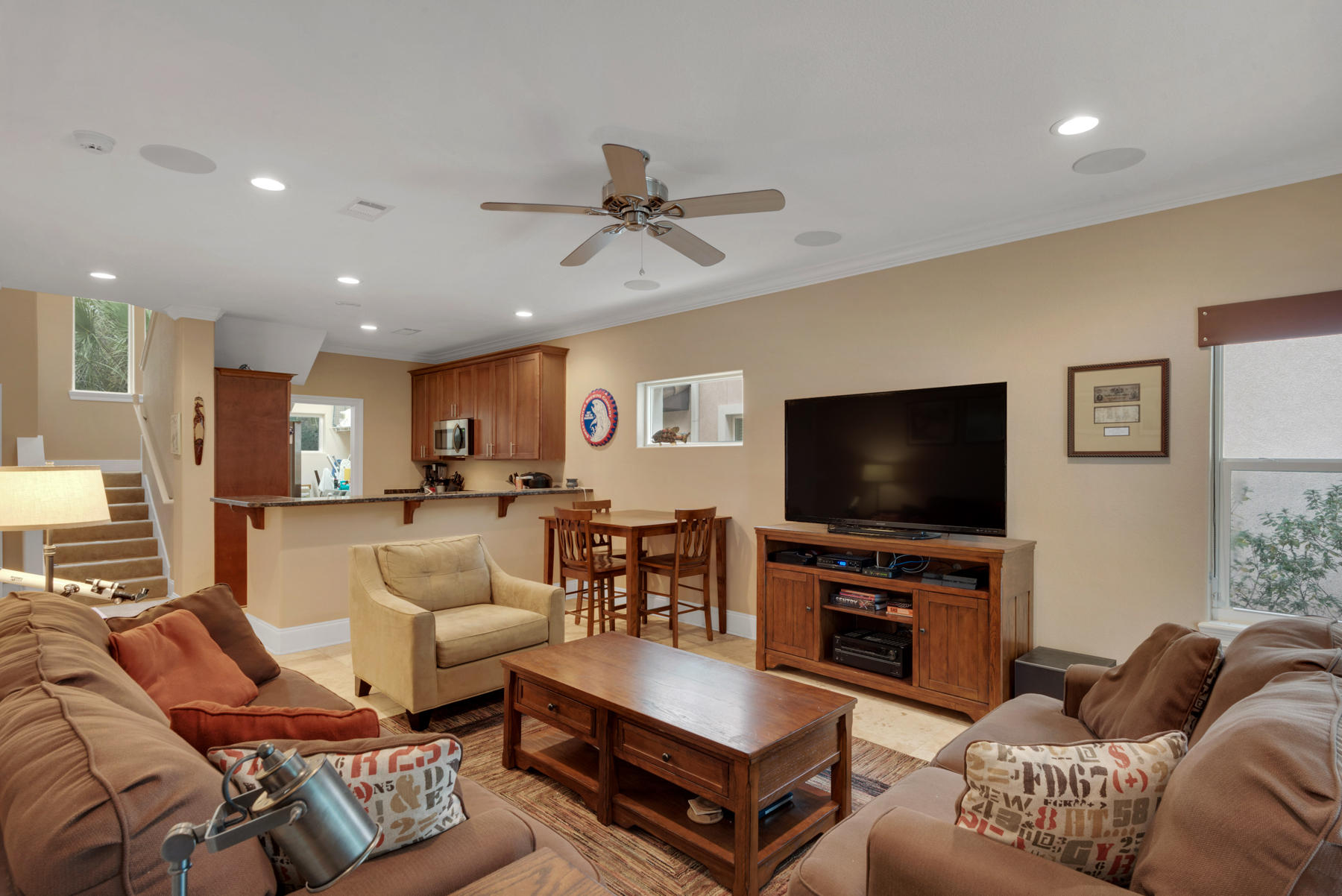 SOUNDVIEW LANDING - Residential