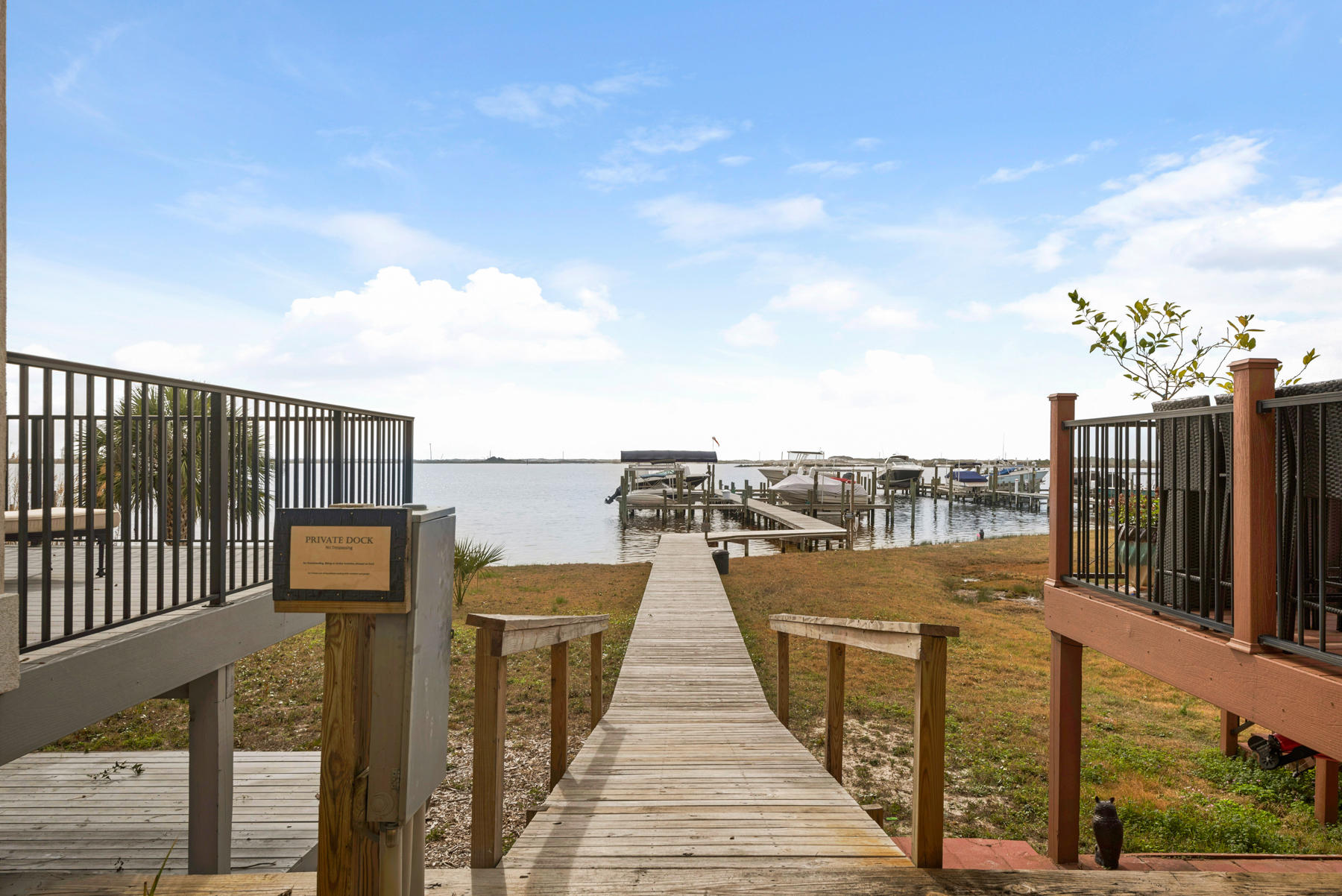 SOUNDVIEW LANDING - Residential