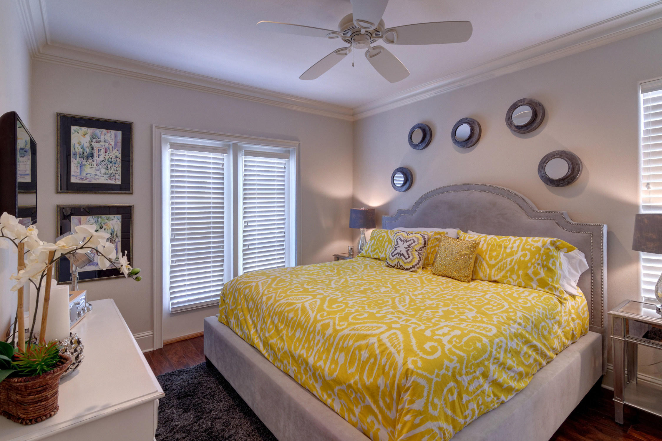 VILLA LAGO - Residential