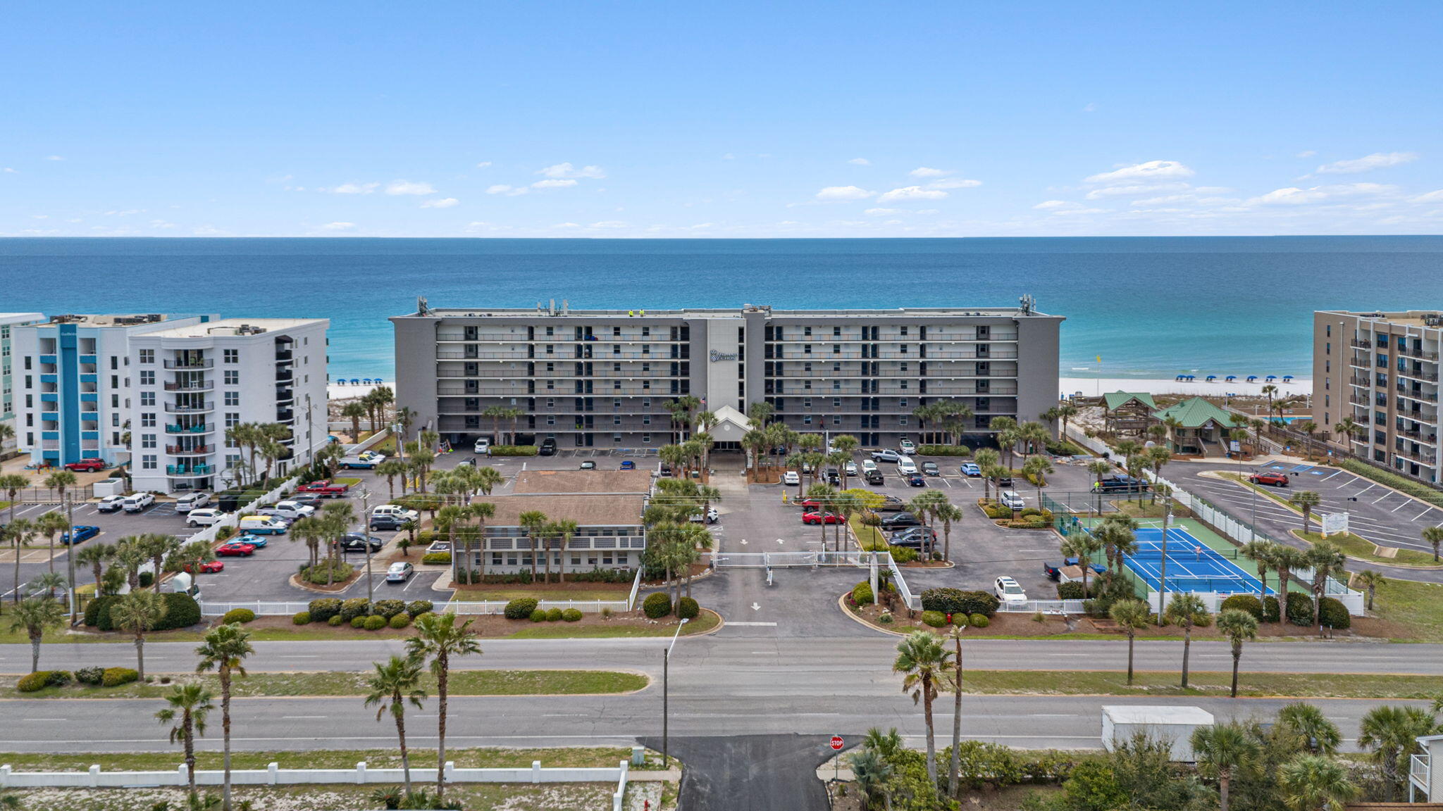 ISLAND ECHO CONDO - Residential