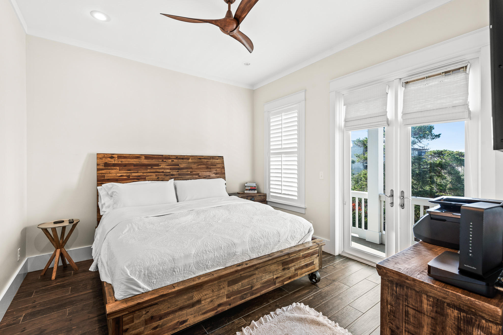 SOUTH SHORES - Residential